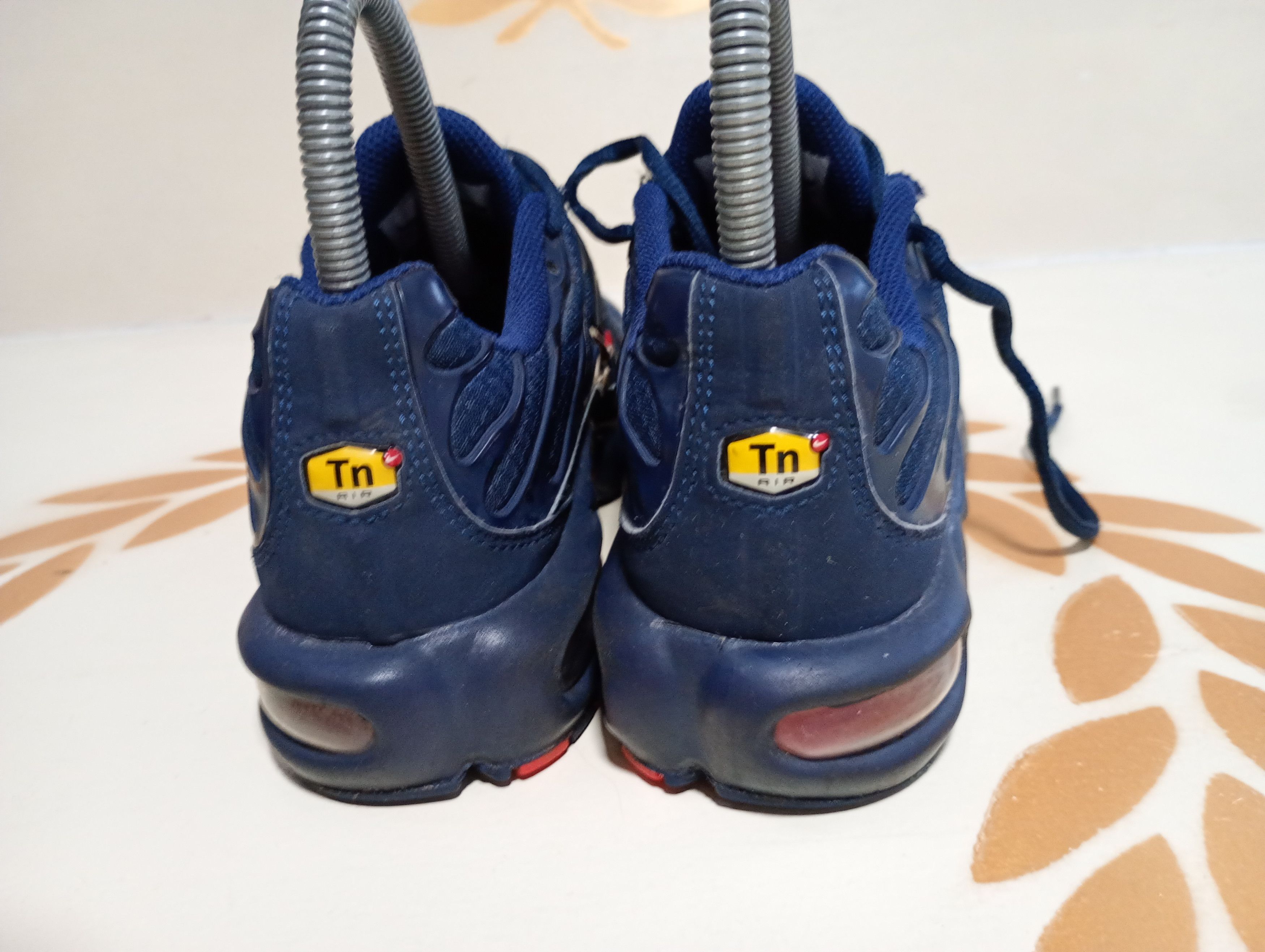 Nike Nike Air Max Plus GS Tn Sneakers 655020-464 Size US 4.5 / IT 34.5 - 17 Thumbnail