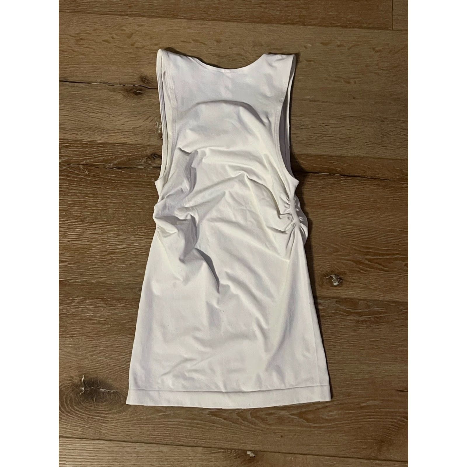 Victoria's Secret Victoria Secret Womens Tank White Sleeveless Stretch Fit Size Medium Size M / US 6-8 / IT 42-44 - 2 Thumbnail