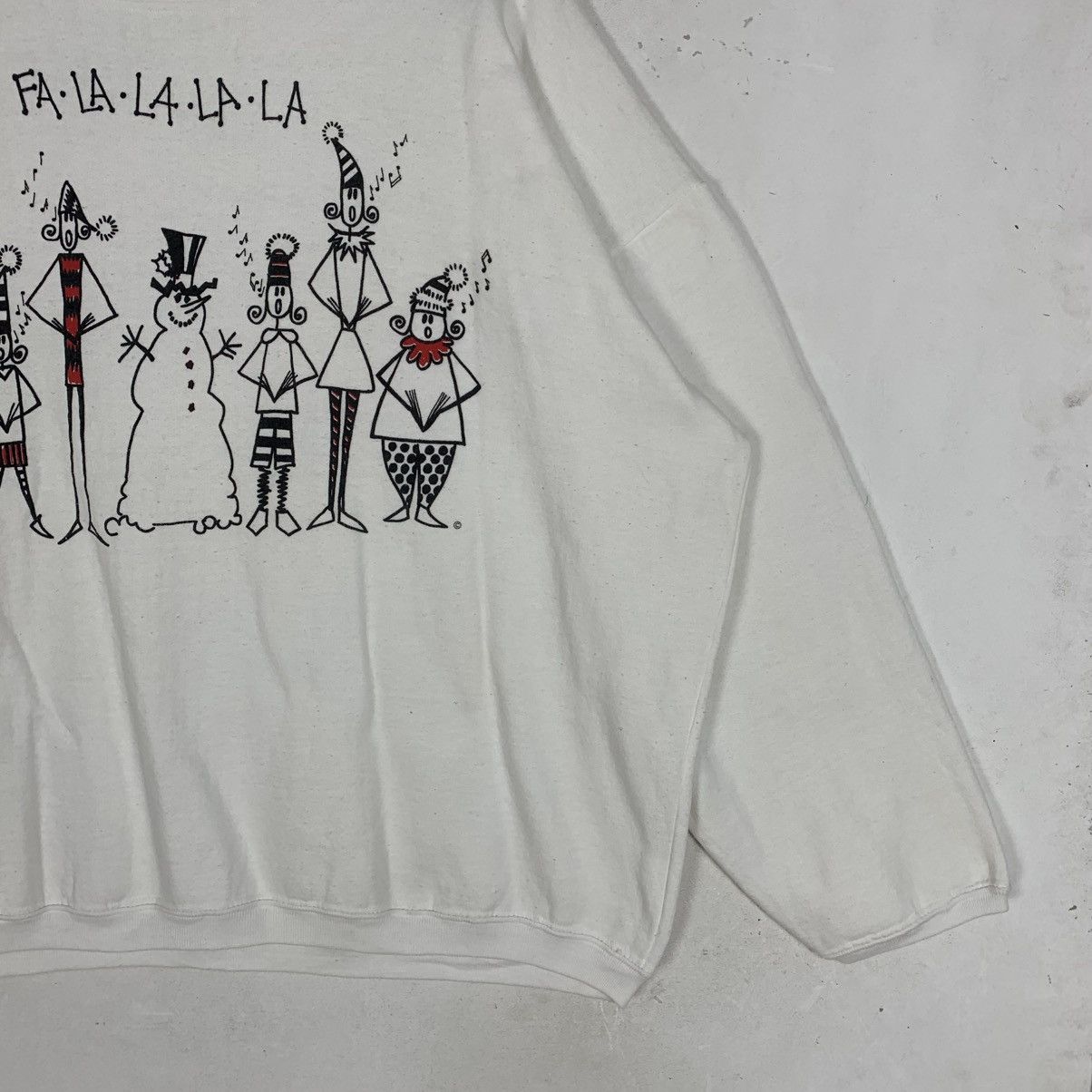 Vintage Vintage white crewneck with a caroling graphic Sweatshirt Size US XL / EU 56 / 4 - 4 Thumbnail