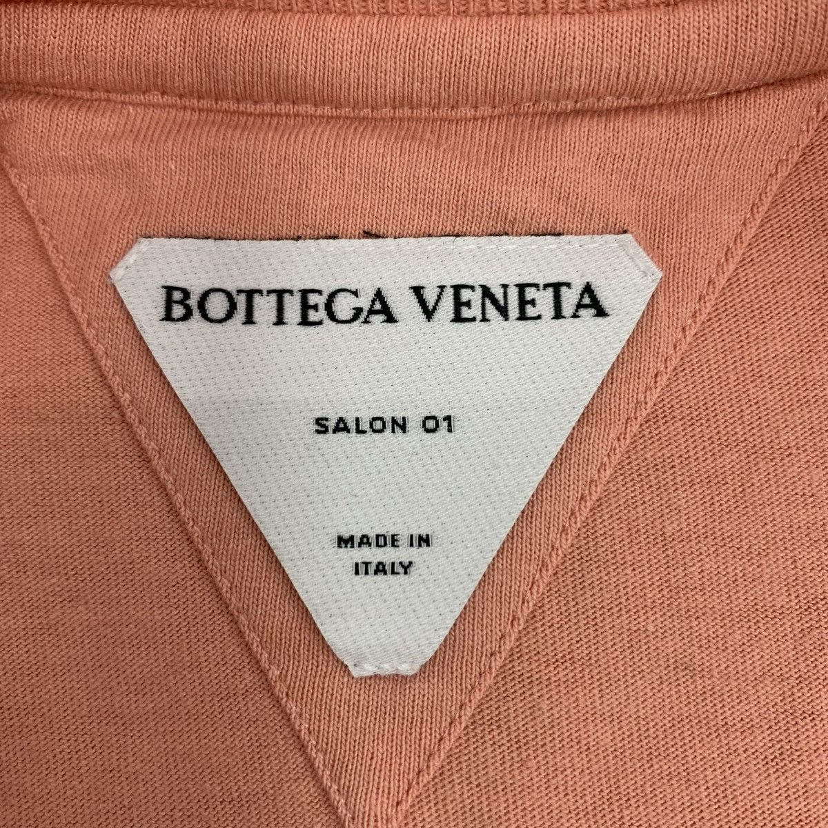Bottega Veneta Bottega Veneta Coral Pink Letter Embroidery T-shirt K26WX Size S / US 4 / IT 40 - 6 Thumbnail