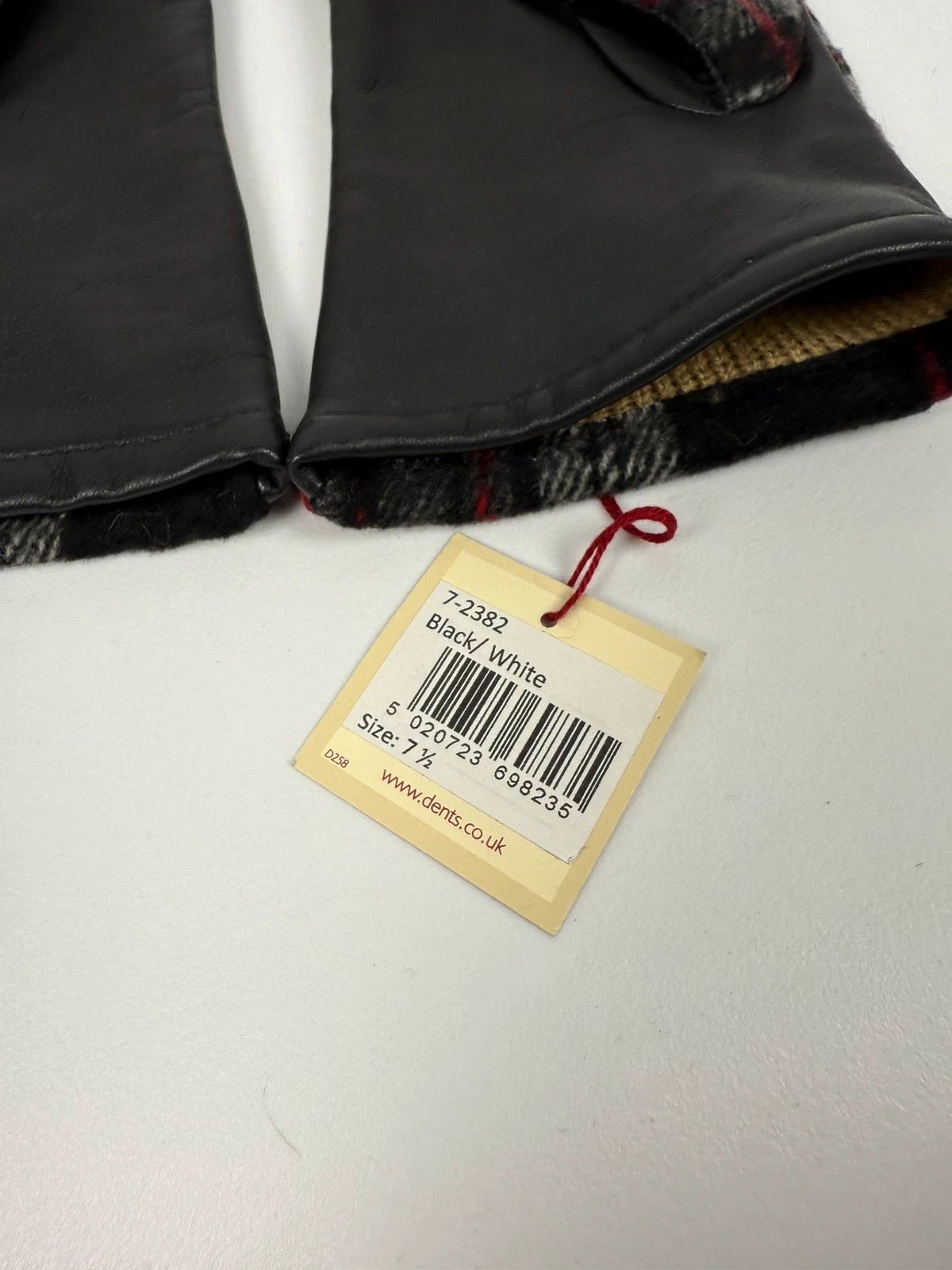 Dents Dents Plaid Gloves Womens size 7,5 Leather Size ONE SIZE - 5 Thumbnail