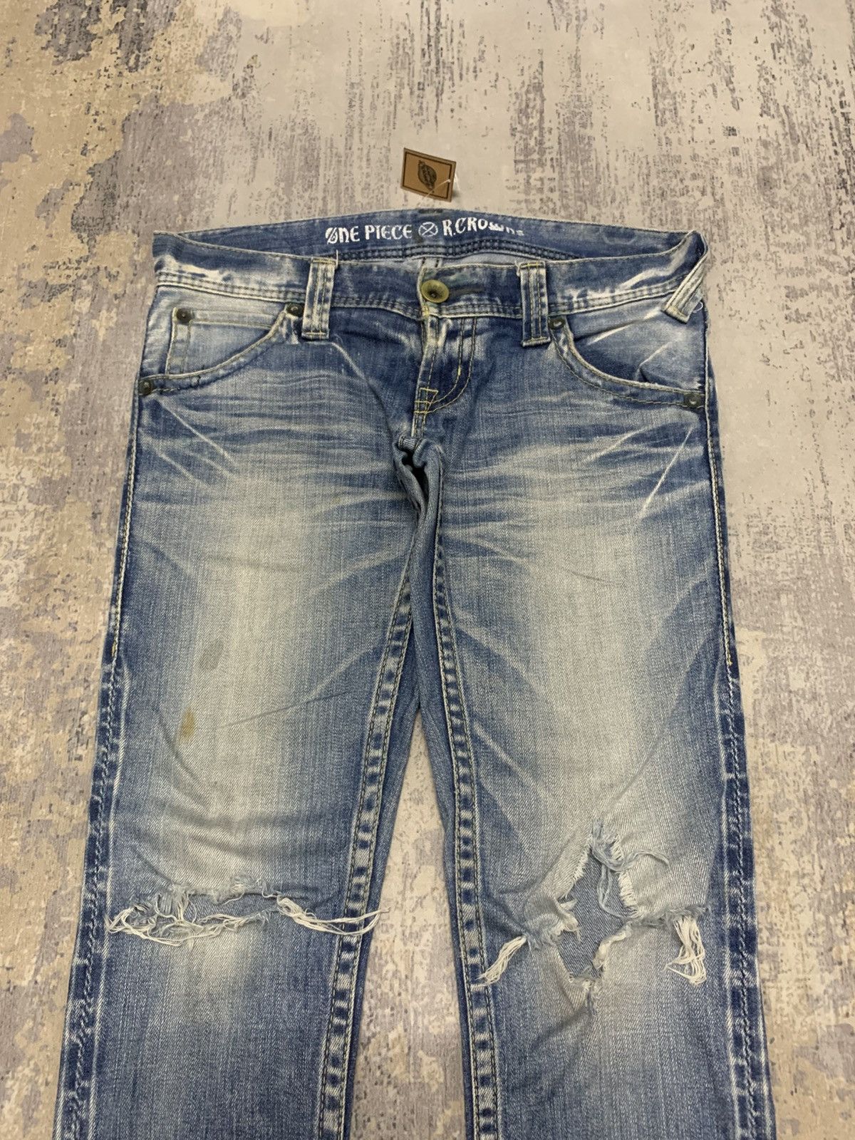 Japanese Brand One Piece x Rodeo Crowns Japanese Distressed Flared Jeans Size 32" / US 10 / IT 46 - 2 Thumbnail