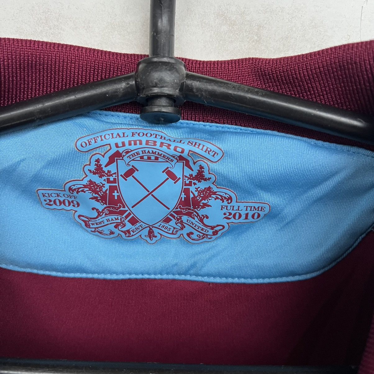 Umbro West Ham United Football Shirt 2009 2010 soccer t shirt Size US XL / EU 56 / 4 - 6 Thumbnail