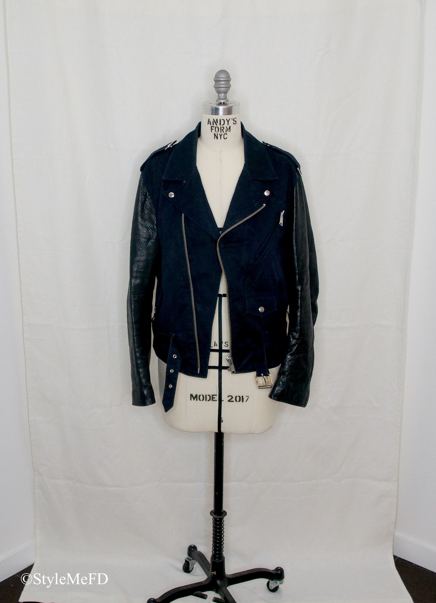Sandro SANDRO - Black & Blue Leather Jacket - L Size L / US 10 / IT 46 - 1 Thumbnail