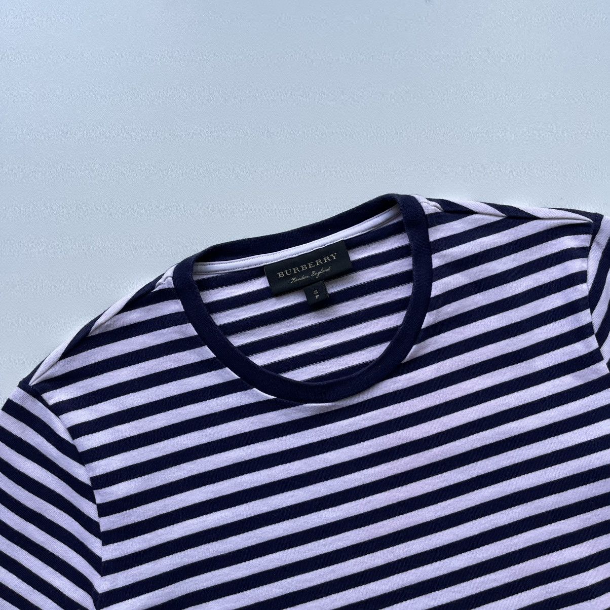 Burberry Burberry London Black Label Gladiator Helmet Stripe T-Shirt Size US S / EU 44-46 / 1 - 2 Thumbnail