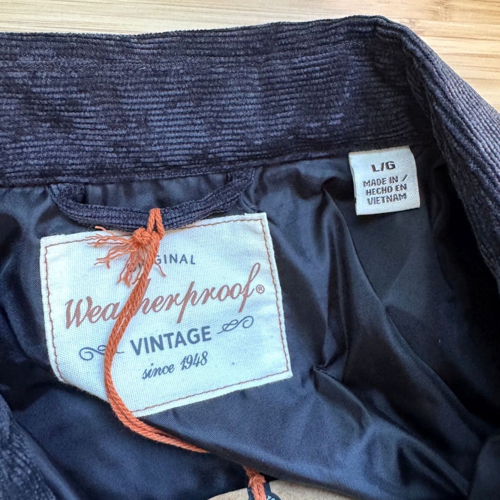 Weatherproof VINTAGE Weatherproof Jacket Black Corduroy Quilted Button-Front Large Mens Size US L / EU 52-54 / 3 - 3 Thumbnail