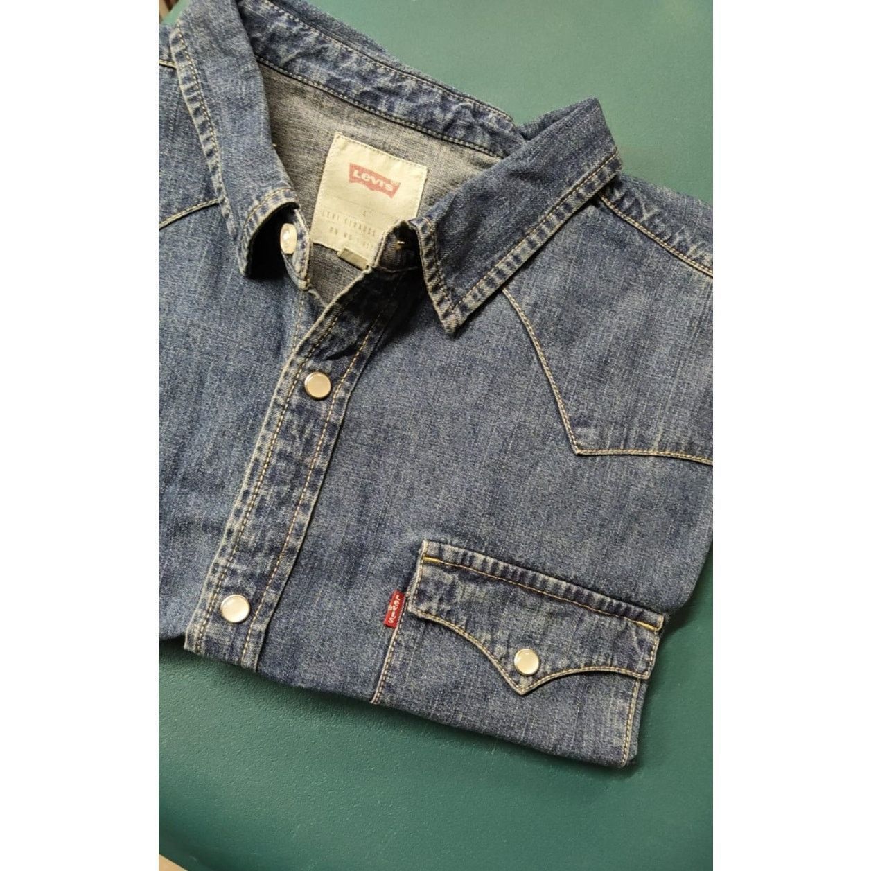 Levi's NWOT Levi's Men's Shirt Navy Blue Denim Long Button-Up L Size US L / EU 52-54 / 3 - 1 Thumbnail
