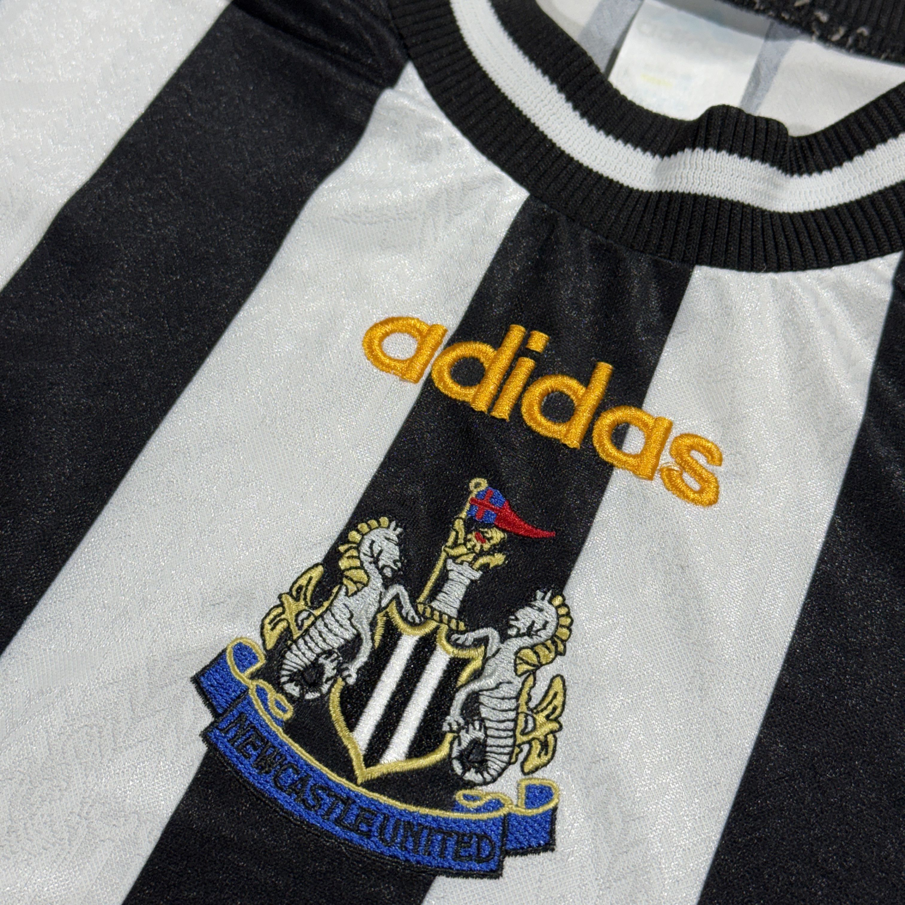 Adidas Adidas Newcastle United 1997-1999 Home Jersey Size L Size US L / EU 52-54 / 3 - 6 Thumbnail