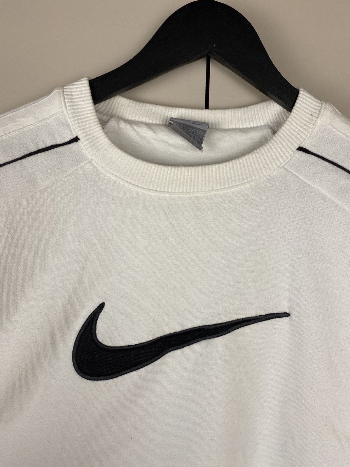 Nike Vintage Nike Big Logo White Sweatshirt Y2K Drill style Size US M / EU 48-50 / 2 - 4 Thumbnail