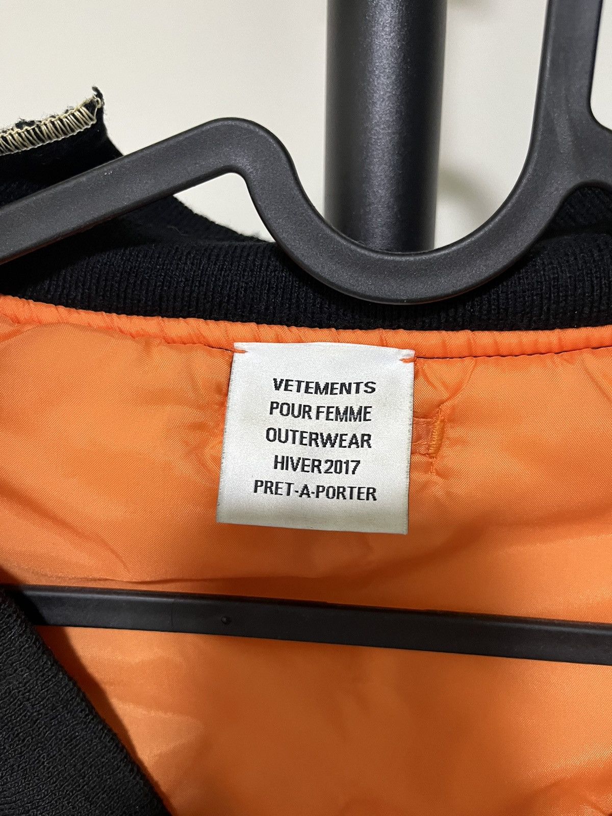 Vetements Vetements bomber ma1 Size US XL / EU 56 / 4 - 3 Thumbnail