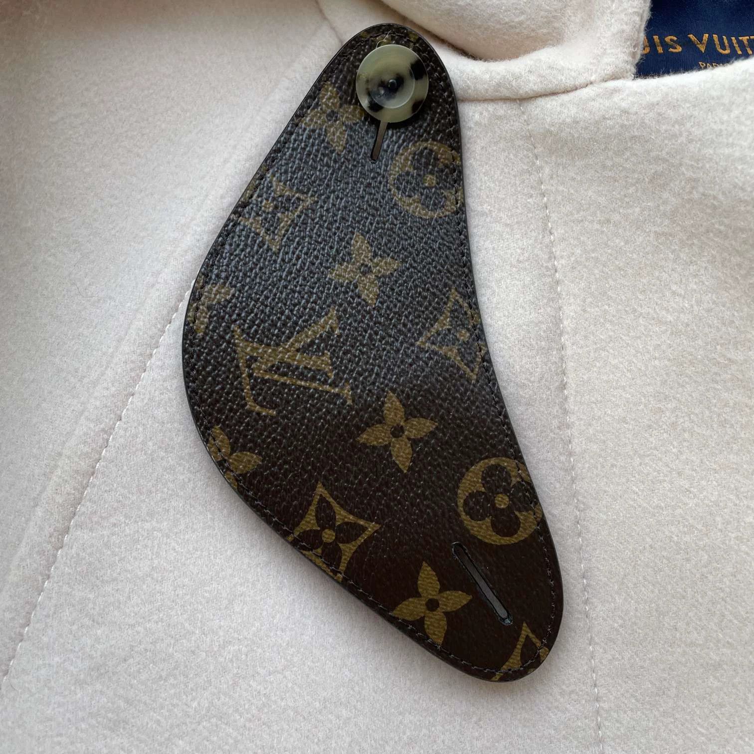 Louis Vuitton LV women's pink wool casual print coat size 36 Size XS / US 0-2 / IT 36-38 - 3 Thumbnail
