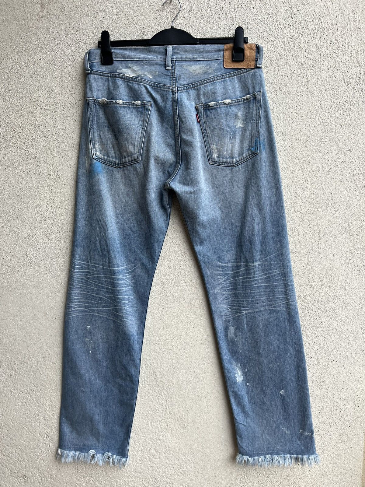 Levi's Vintage Clothing VTG 2005 LVC Levi’s 501 Big E Distress Painter Denim Jeans Size US 34 / EU 50 - 15 Thumbnail