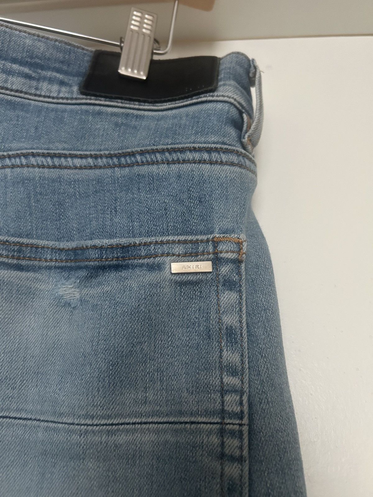 Amiri Amiri mx2 biker jeans light blue balck blue leather patch Size US 33 - 4 Thumbnail