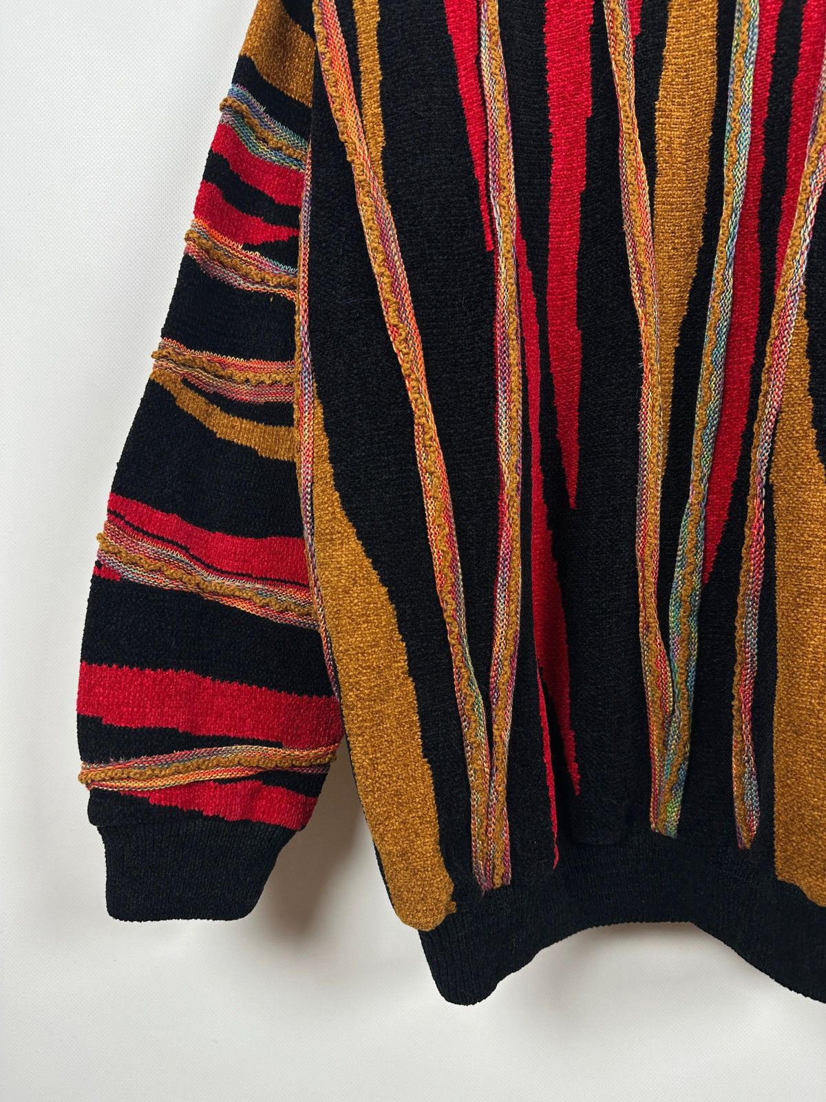 Tundra Canada Vintage Tundra Canada 3D Knit Coogi Style Sweater Size US XXL / EU 58 / 5 - 14 Thumbnail