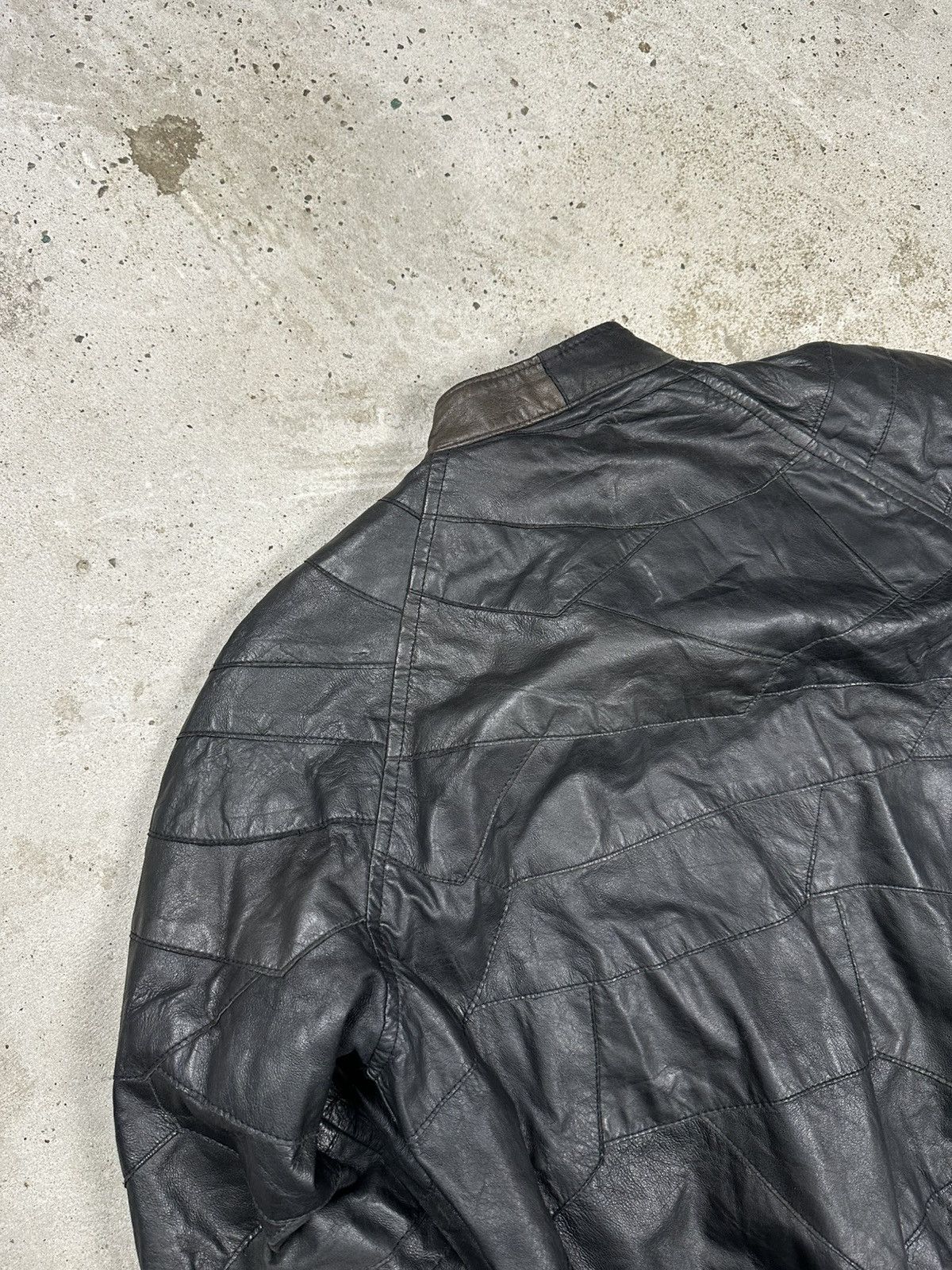 Japanese Brand Vintage Y2K Black Patchwork Leather Bomber Jacket Size US M / EU 48-50 / 2 - 13 Thumbnail