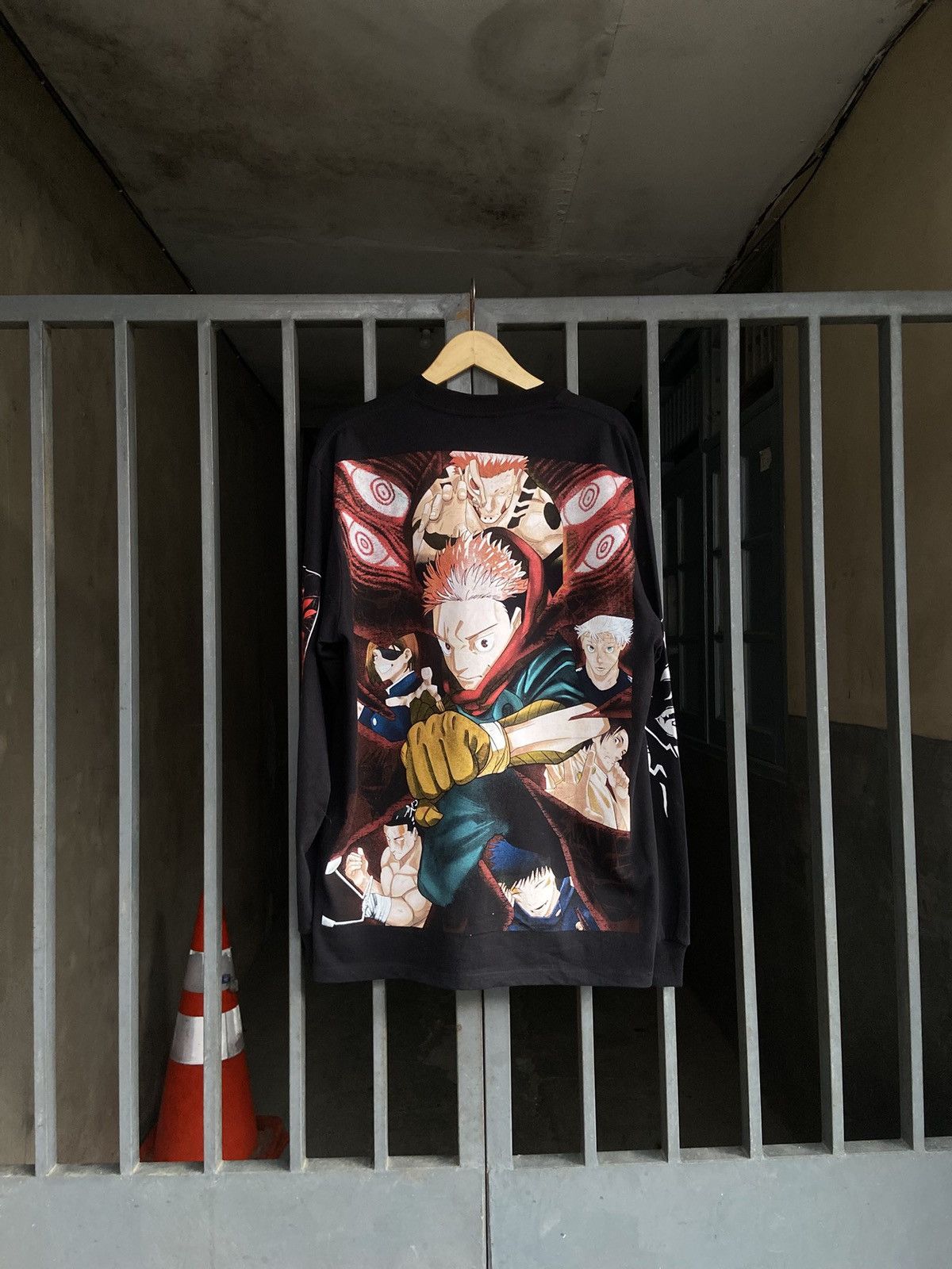Japanese Brand × Vintage Bootleg Jujutsu Kaisen Sukuna VS Itadori Yuji Size US XL / EU 56 / 4 - 5 Thumbnail