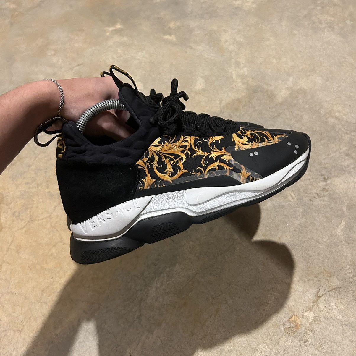 Designer × Versace Versace Cross Chainer Baroque Print Gold Black Shoes EU 40.5 Size US 7.5 / EU 40-41 - 6 Thumbnail