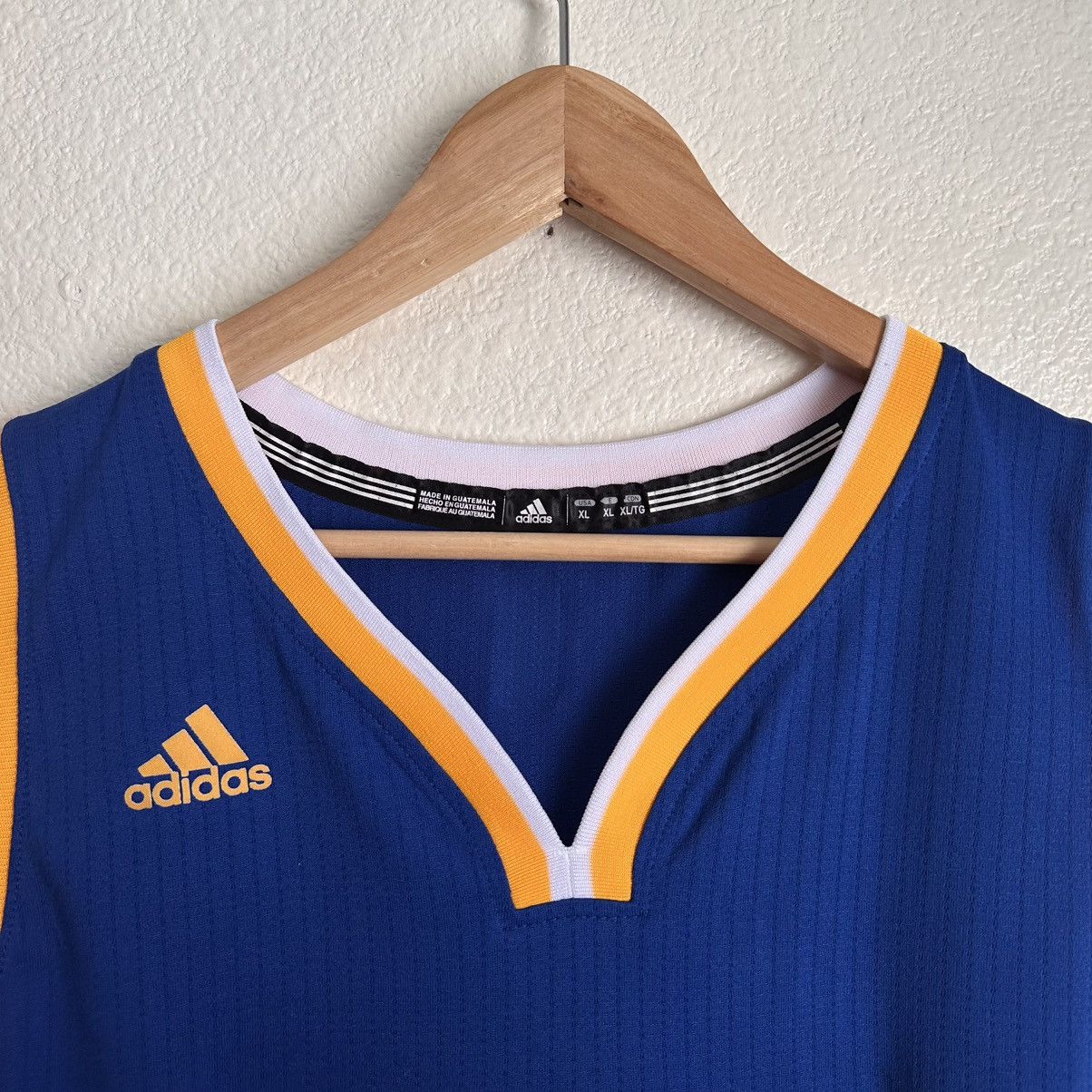 Adidas Warriors Steph Curry Adidas Swingman Jersey Men’s Size XL Size US XL / EU 56 / 4 - 3 Thumbnail