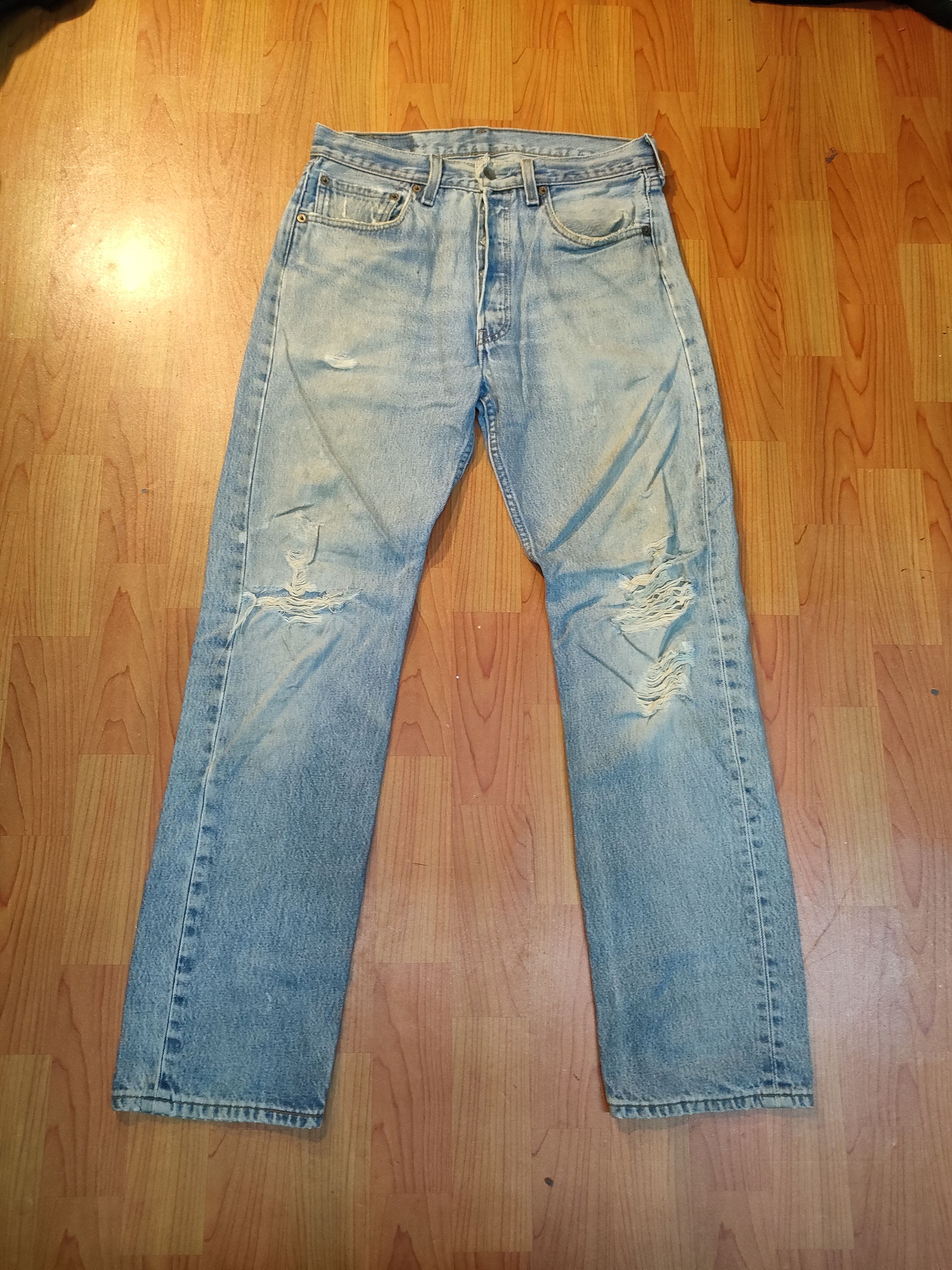 Levi's Vintage Clothing × Vintage Vintage Distressed Distressed 501xx Size US 32 / EU 48 - 1 Thumbnail