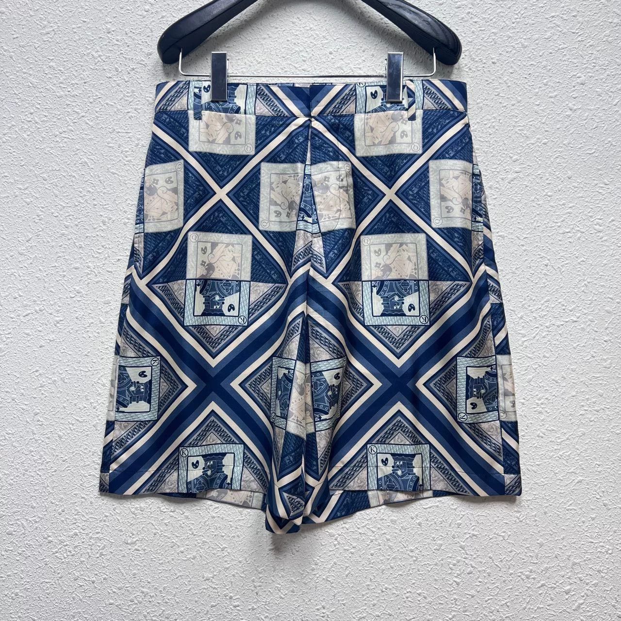 Dior DIOR Kenny Collaboration Silk Shorts Size US 32 / EU 48 - 1 Thumbnail