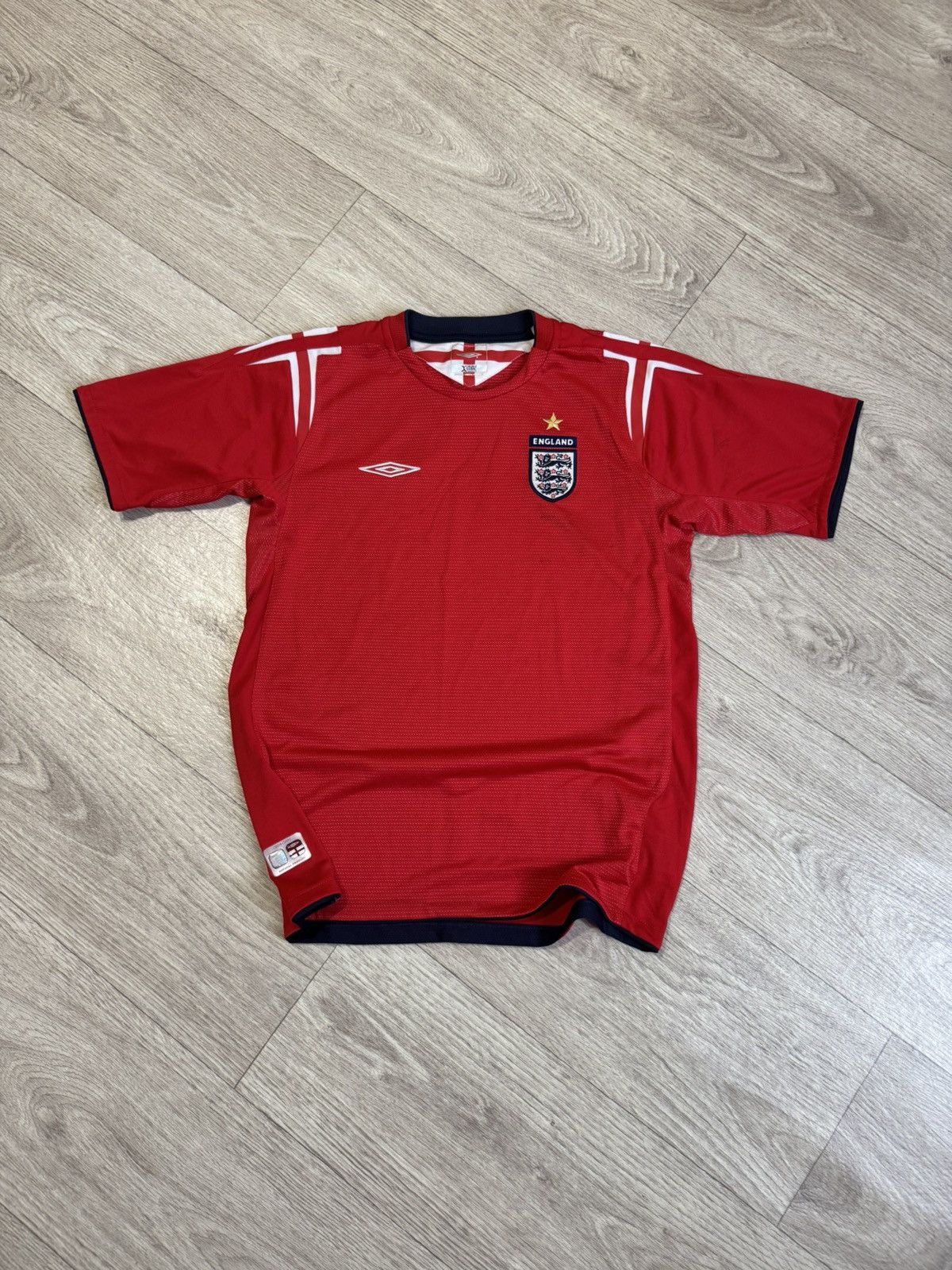 Umbro × Vintage 🔷Vintage Umbro England 2004/06 Rooney Kids Soccer jersey🔷 Size US L / EU 52-54 / 3 - 1 Thumbnail