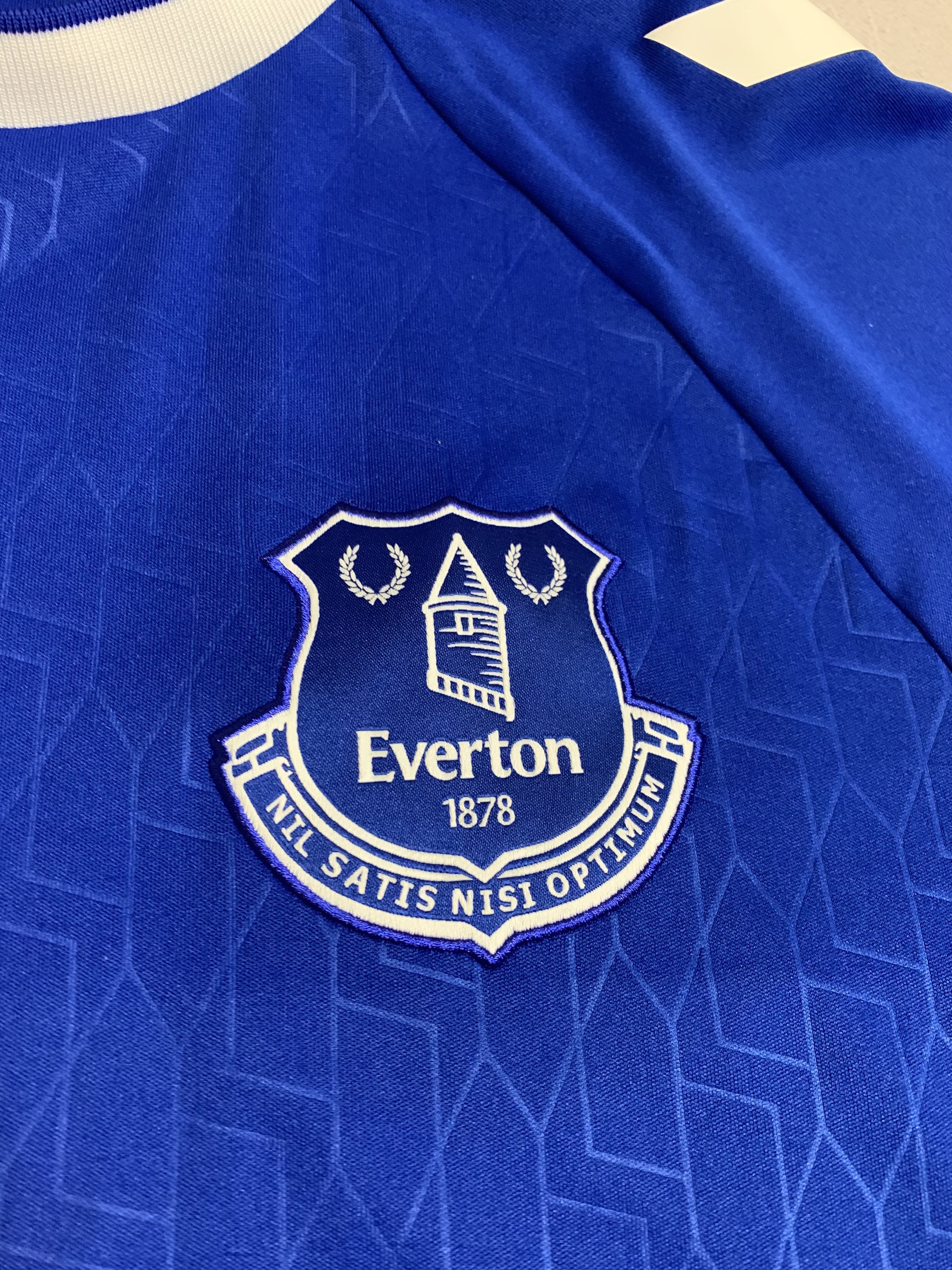 Vintage Vintage Everton Jersey T Shirt Hummel Stake Blockcore Size US S / EU 44-46 / 1 - 3 Thumbnail
