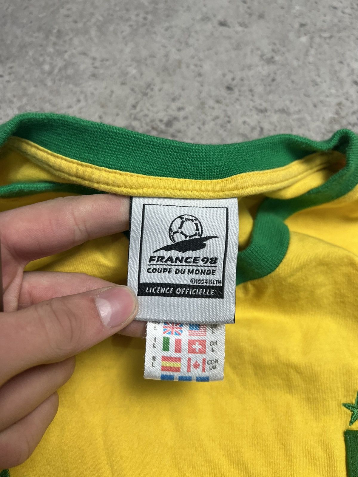Adidas Vintage World Cup 1998 Brazil Tee Size US L / EU 52-54 / 3 - 6 Thumbnail