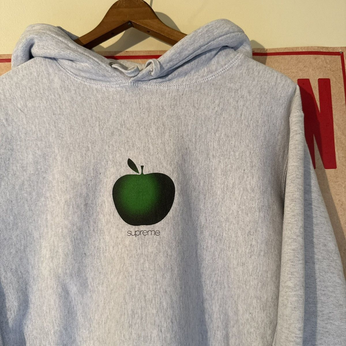 Supreme Supreme Green Apple Heather Gray Hoodie medium Size US M / EU 48-50 / 2 - 2 Thumbnail