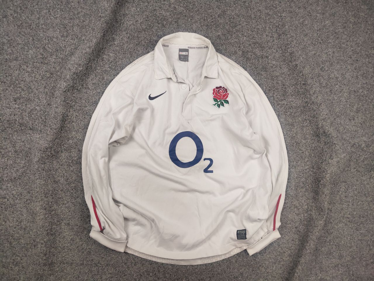 Nike Vintage Nike O2 Longsleeve Shirt England Rugby Team Jersey Size US M / EU 48-50 / 2 - 1 Thumbnail