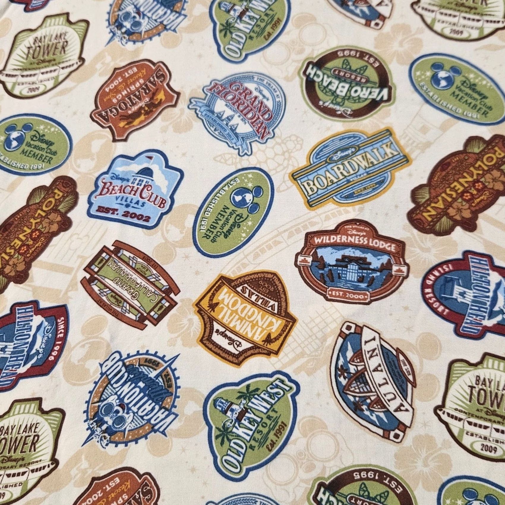 Disney Disney Parks Vacation Club Hotel Resorts Icons Rayon Shirt Size 2XL XXL Mens Size US XXL / EU 58 / 5 - 4 Thumbnail