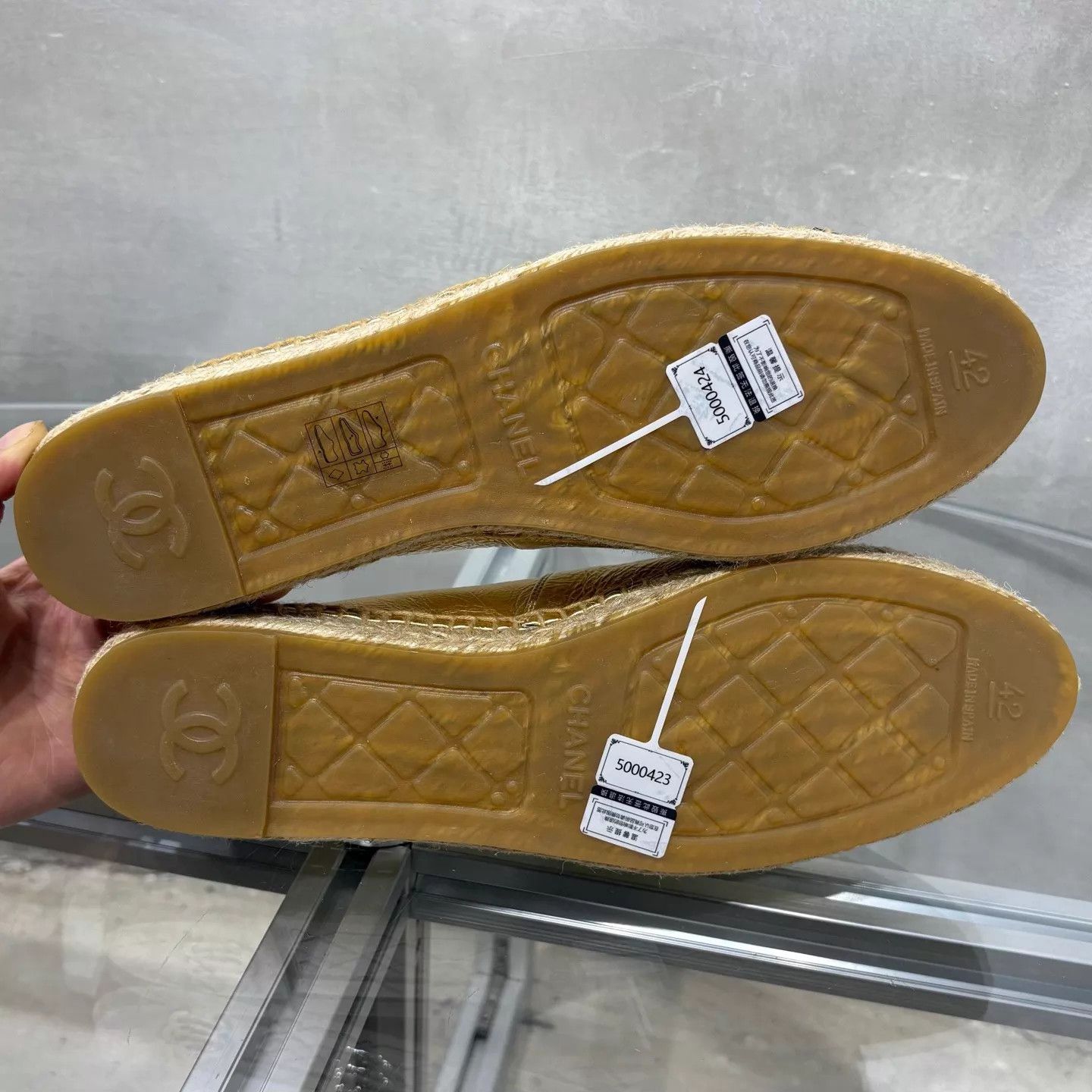Chanel Chanel Gold Moccasin New with Box 42 Size US 11.5 / IT 41.5 - 7 Thumbnail