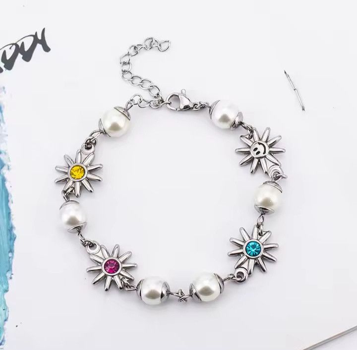 Jewelry Pearl Flower Chain Design Bracelet Size ONE SIZE - 1 Thumbnail