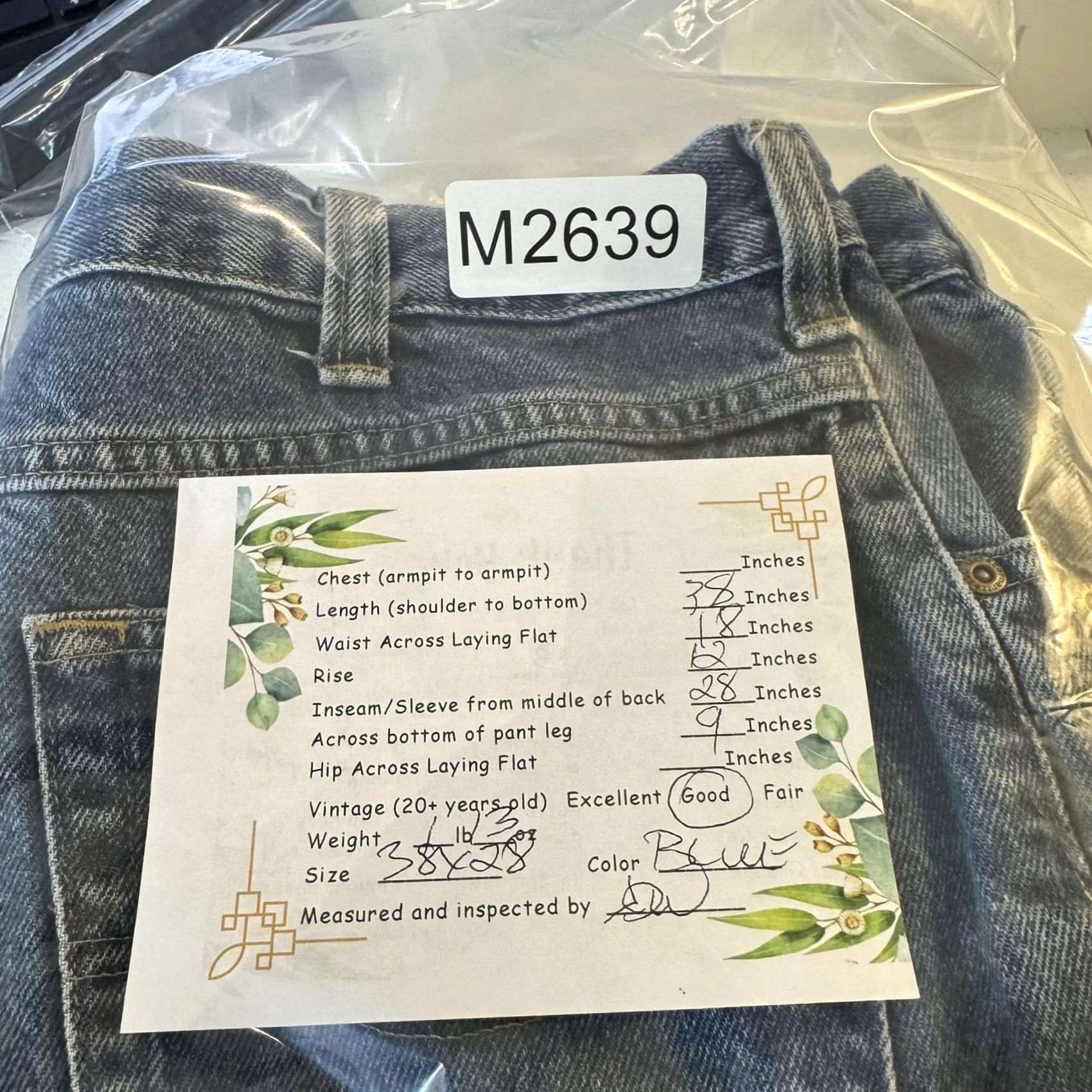 Carhartt VINTAGE Carhartt Jeans Mens 34x32 Blue Relaxed Fit Workwear Denim Pants 34x32 Mens Regular Blue Carhartt 381-83 Size US 34 / EU 50 - 8 Thumbnail