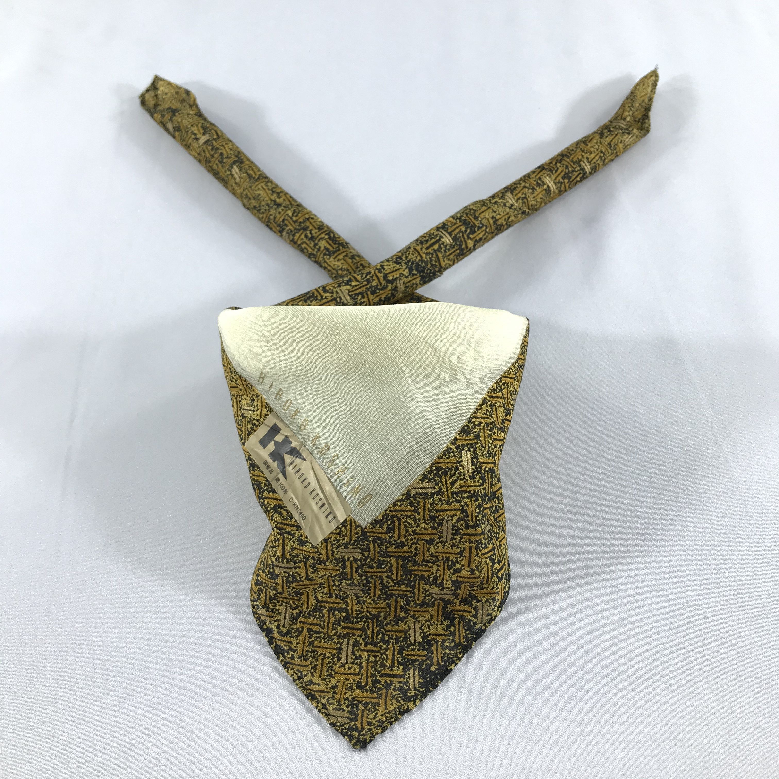 Hiroko Koshino Homme Hiroko Koshino Handkerchief Bandana Neckerchief H661 Size ONE SIZE - 1 Thumbnail