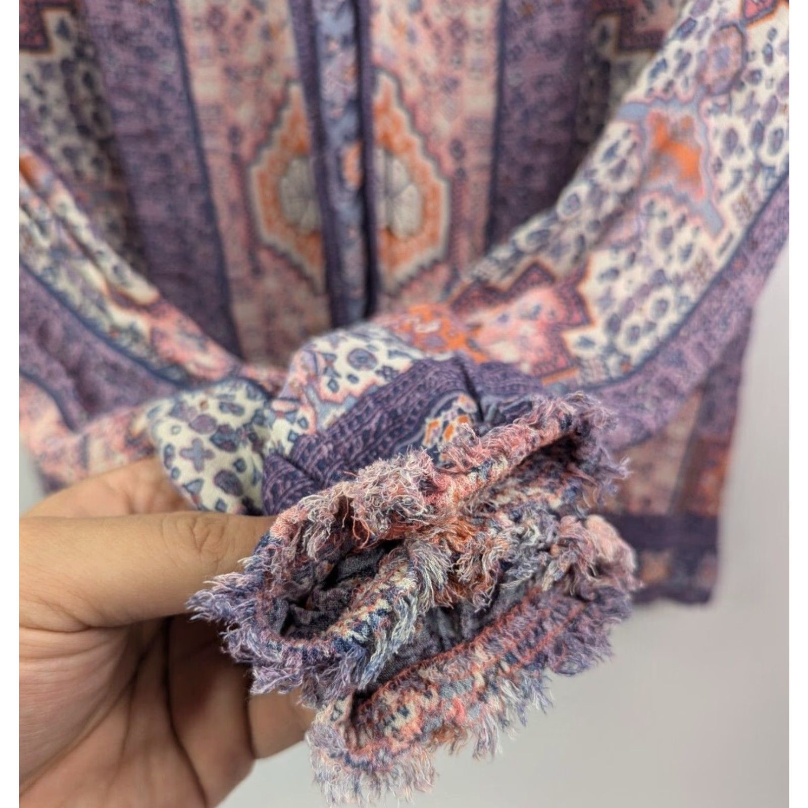 Lucky Brand Lucky Brand Blouse Women’s Small Fringe Trim Geometric Purple V-Neck Casual Shirt Size S / US 4 / IT 40 - 2 Thumbnail