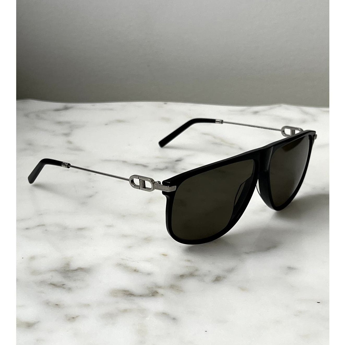 image of New Dior Cdlink S2U Sunglasses In Black $440, Men's