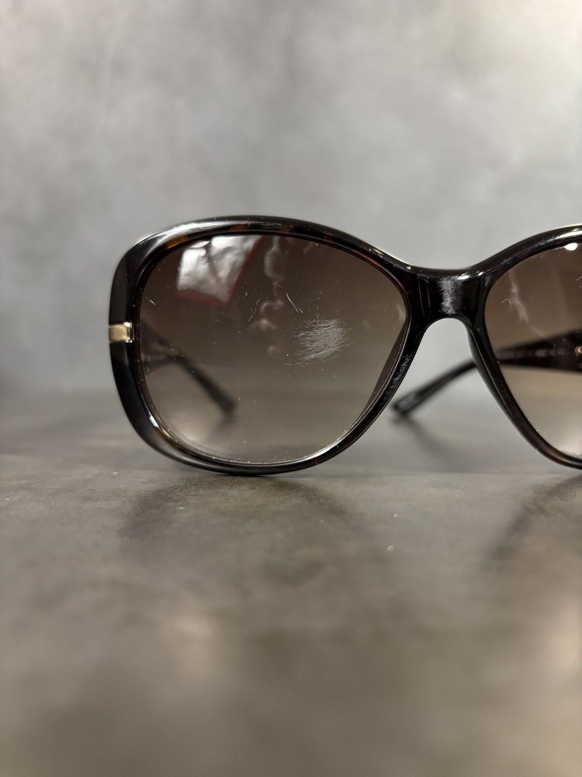 Juicy Couture 2010s Juicy Couture Sunglasses Scarlet Heart Queen of Everyt Size ONE SIZE - 21 Thumbnail