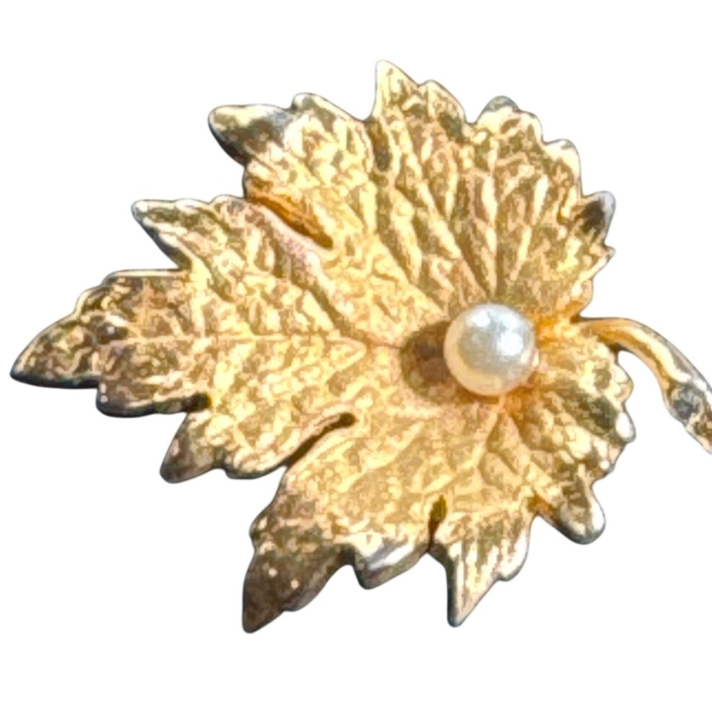 Designer × Vintage American Vintage CORO SIGNED Vintage Gold Tone Maple Leaf Fa Size ONE SIZE - 4 Thumbnail