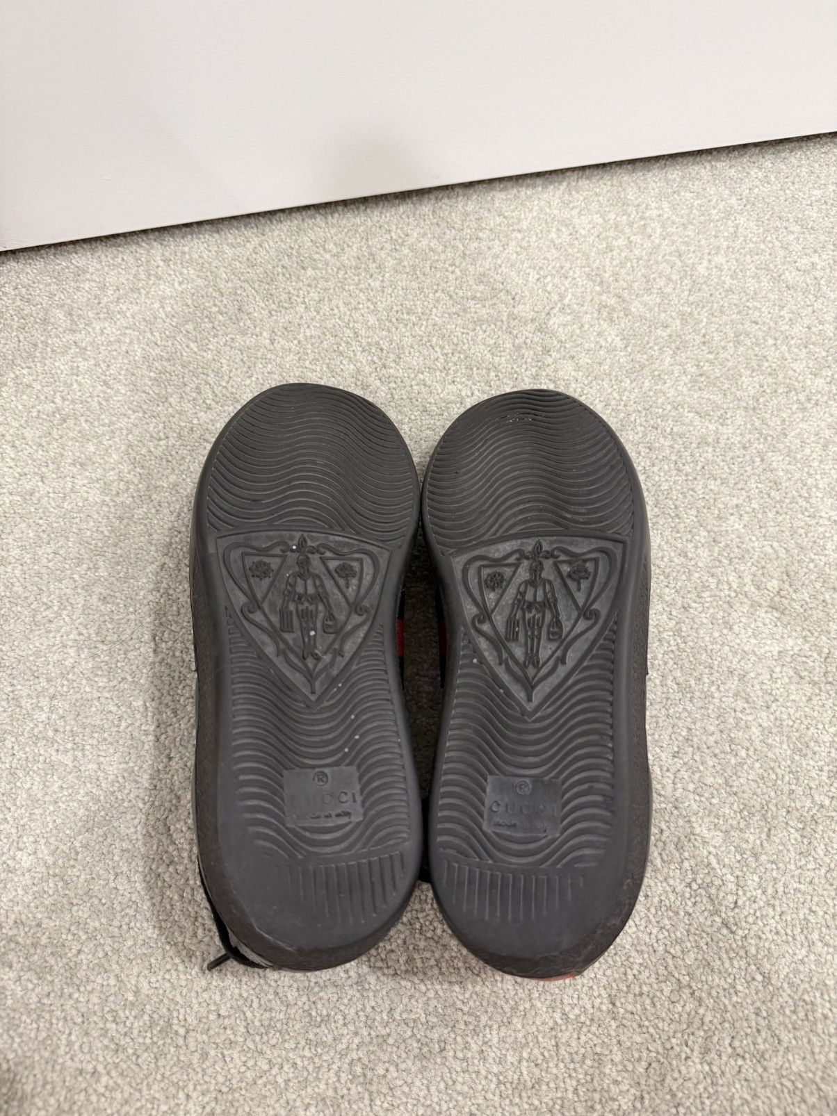 Gucci Gucci Leather Sneaker Size US 5 / IT 35 - 4 Thumbnail
