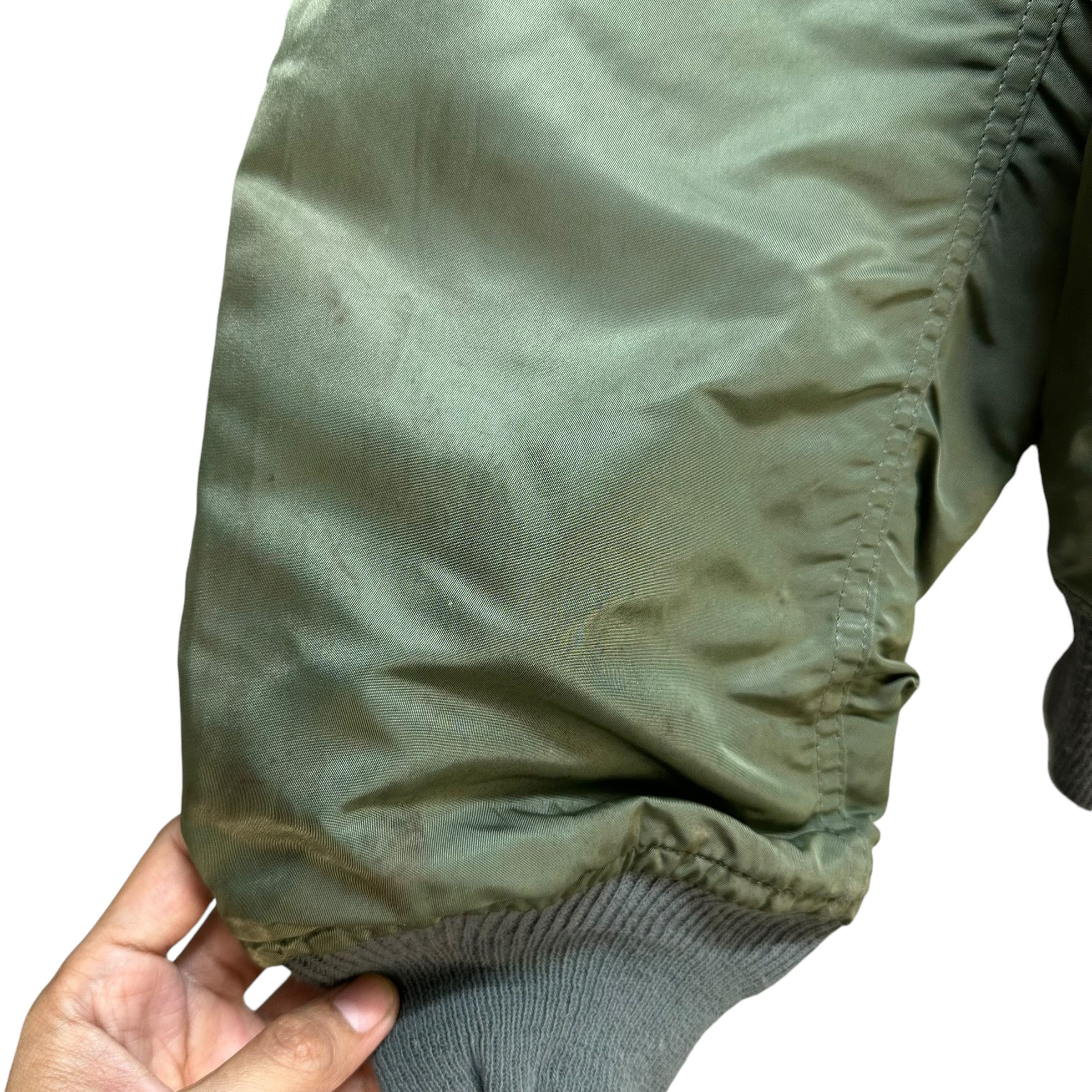 Alpha Industries ALPHA INDUSTRIES MA1 Green Bomber Jacket #A51-1186 Size US L / EU 52-54 / 3 - 5 Thumbnail