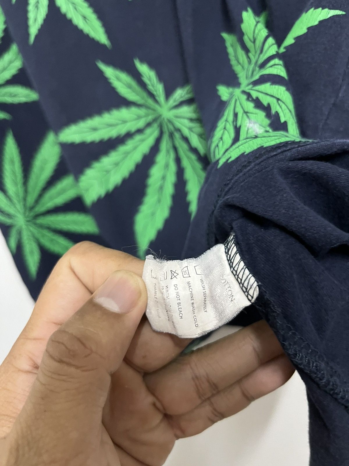 Japanese Brand 💥Offer Me💥 The Culture Weed Hemp Cannabis Tee Size US L / EU 52-54 / 3 - 6 Thumbnail