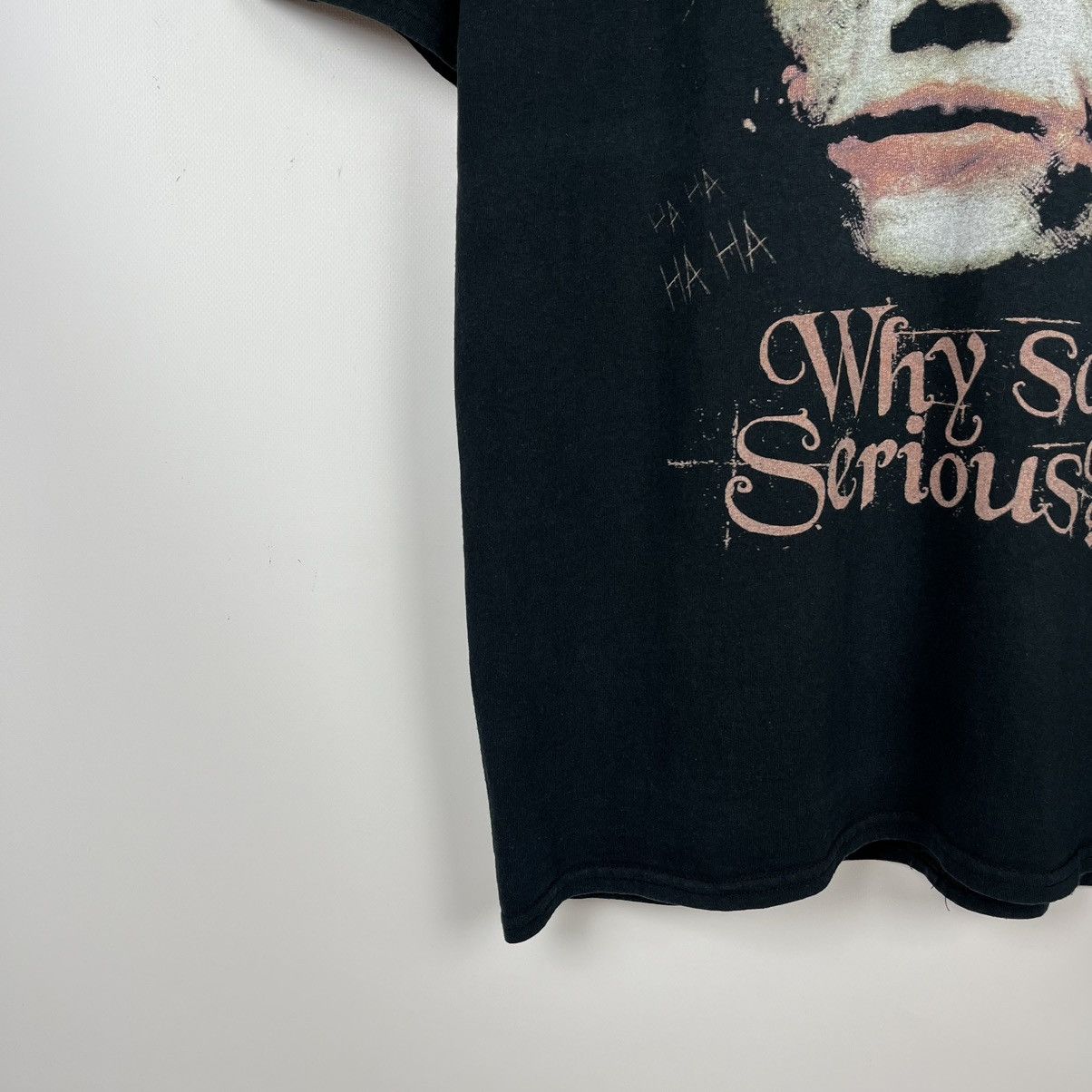 DC Comics × Vintage Vintage Joker “ Why So Serious? ” rare Dc movie tee 00’s Size US L / EU 52-54 / 3 - 5 Thumbnail