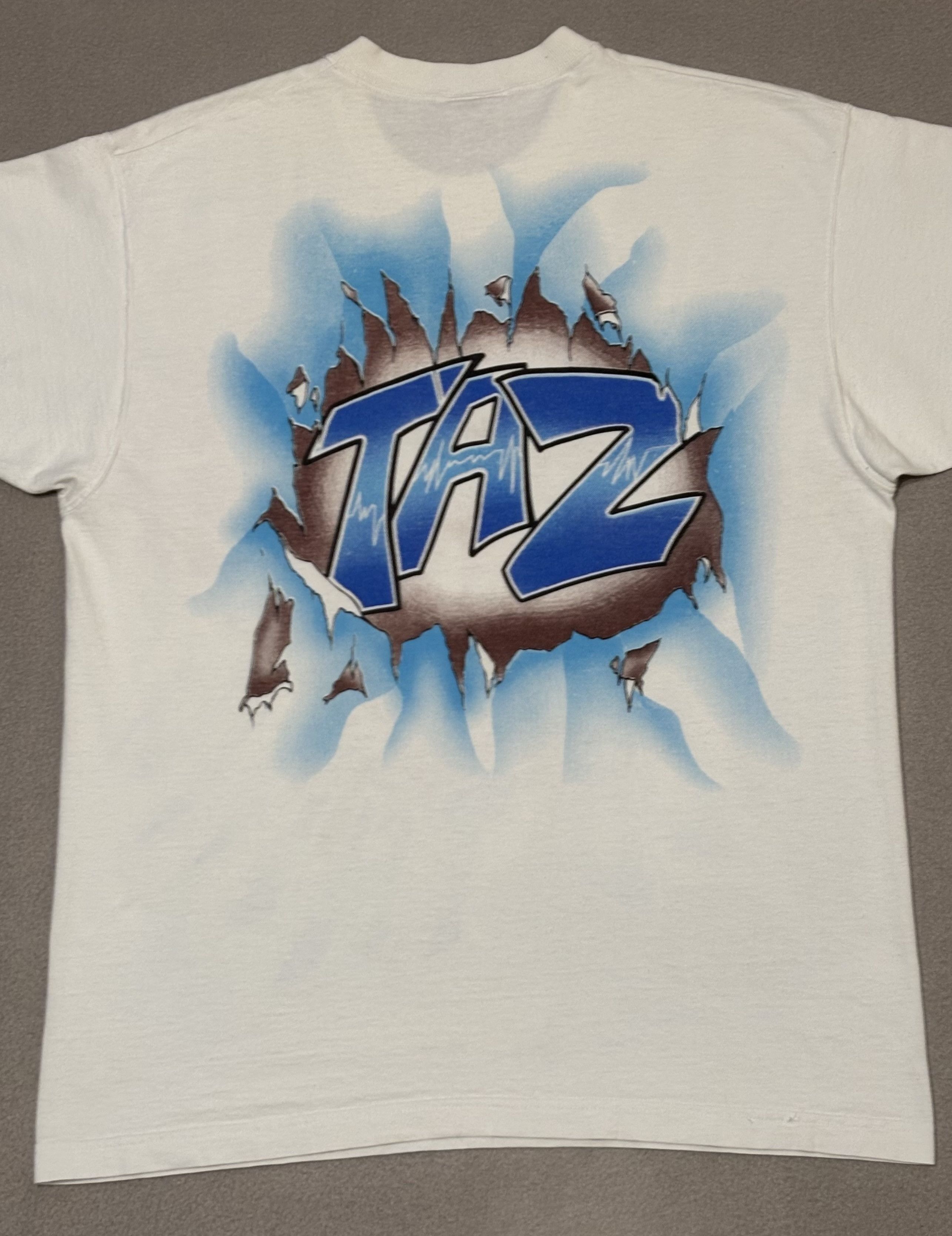 Warner Bros Looney Tunes Taz 1996 Warner Bros T-shirt vintage Size. L Size US L / EU 52-54 / 3 - 13 Thumbnail