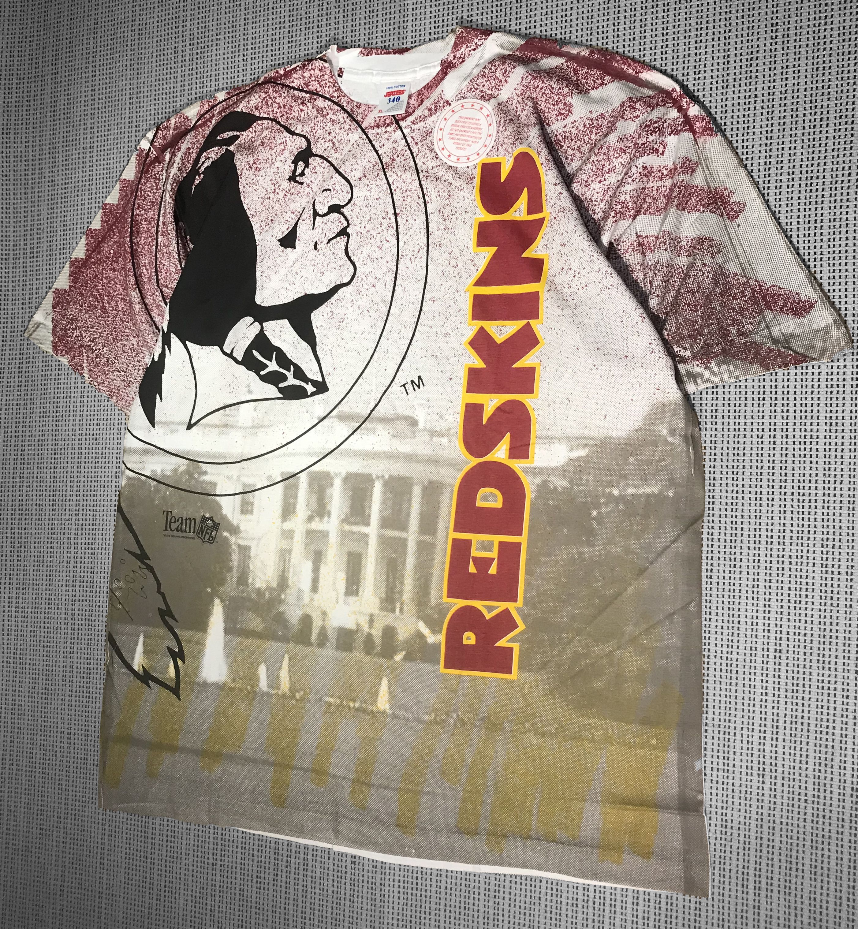 NFL × Vintage 93' Redskins AOP vintage T-shirt (XL) Size US XL / EU 56 / 4 - 1 Thumbnail