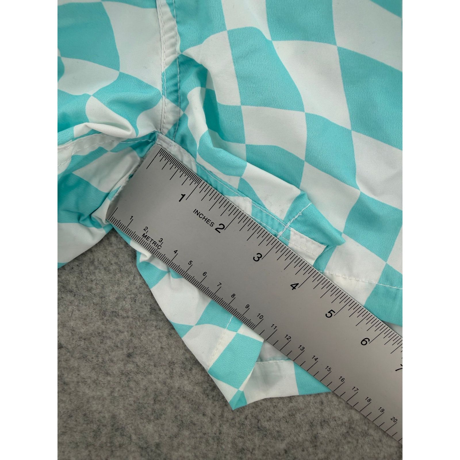 Solid & Striped NWT Bloomie's x Solid & Striped Cyan Wavy Check Swim Trunks Size US 35 - 10 Thumbnail