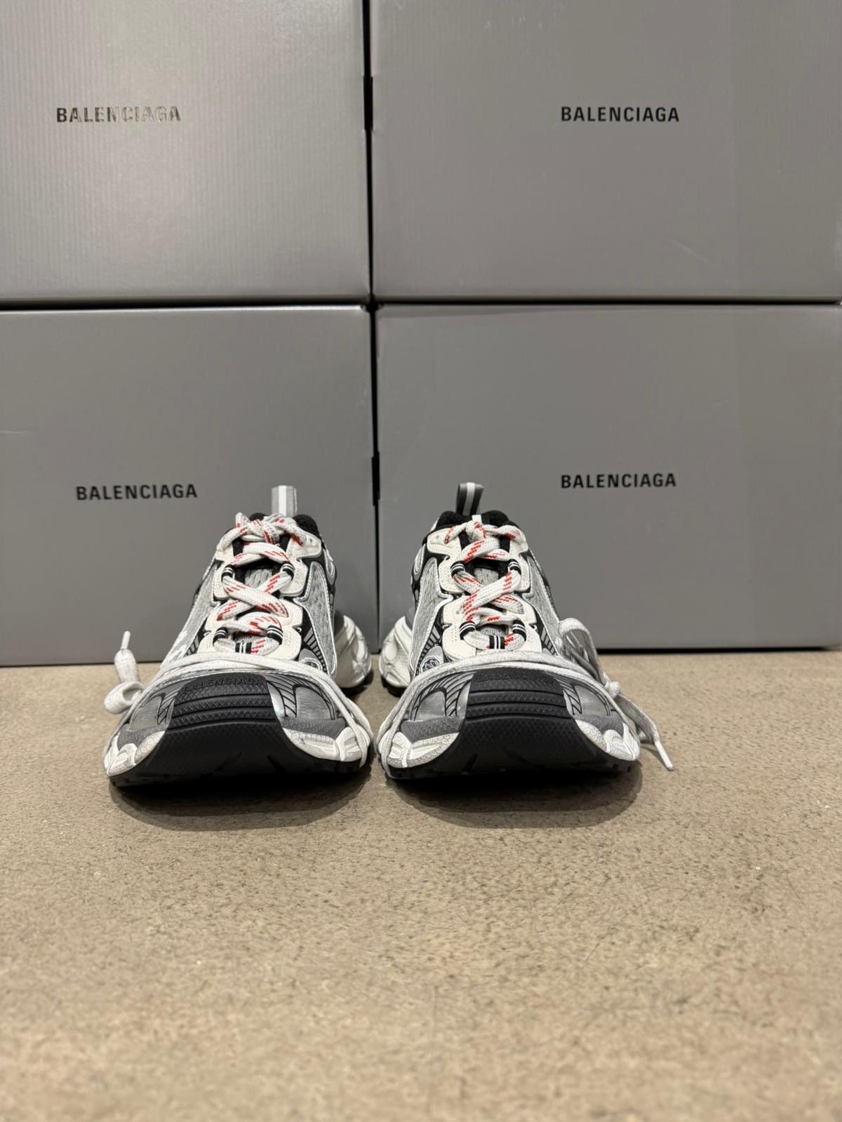 Balenciaga BALENCIAGA - 3XL Logo Sneaker White Navy Size US 11 / EU 44 - 5 Thumbnail