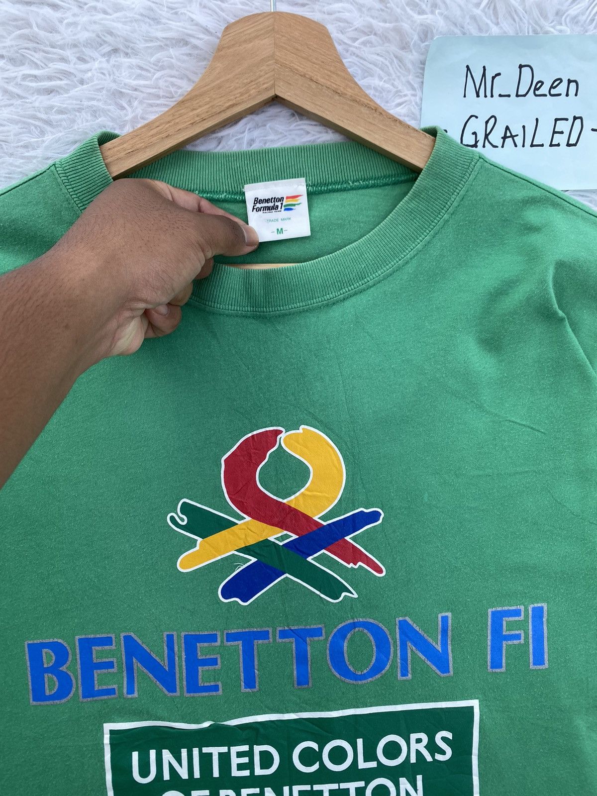 United Colors Of Benetton Rare United Colors of Benetton Spellout Big Logo Tshirt Size US L / EU 52-54 / 3 - 7 Thumbnail