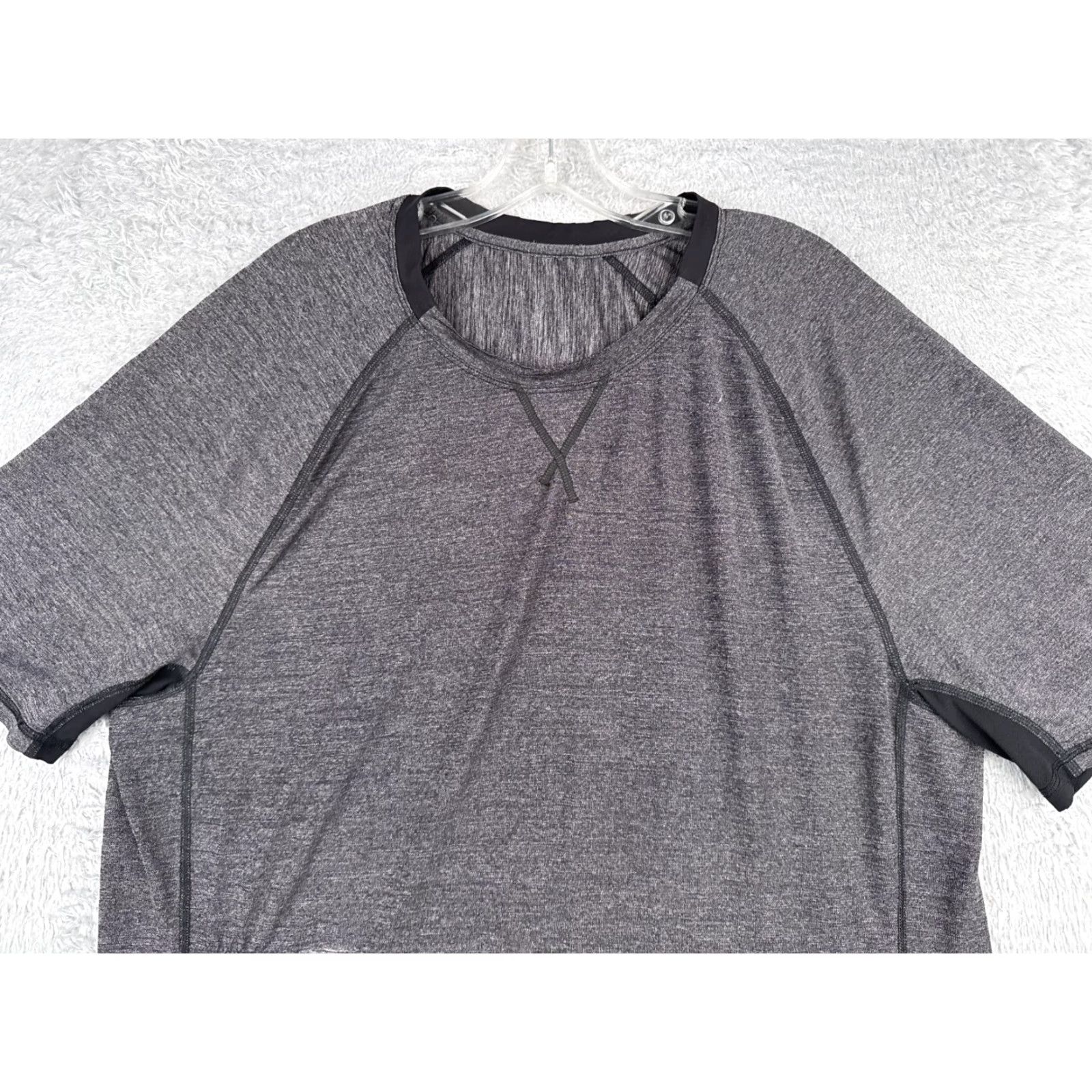 Lululemon Lululemon Shirt Men Large Gray Heather White Short Sleeve Crew Neck READ ME Shirt Men L Gray Poly Microfiber Logo All Seasons Breathable Vintage: No Size US L / EU 52-54 / 3 - 4 Thumbnail