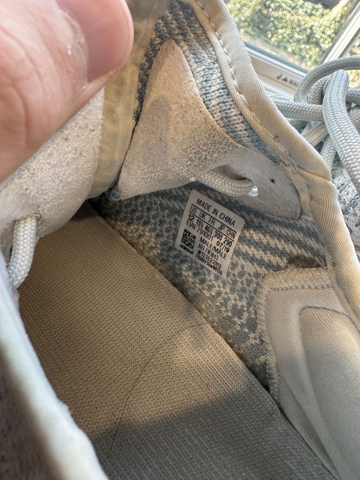 Adidas × Kanye West × Yeezy Yeezy Boost 350 Cloud Size 12 Size US 12 / EU 45 - 4 Thumbnail