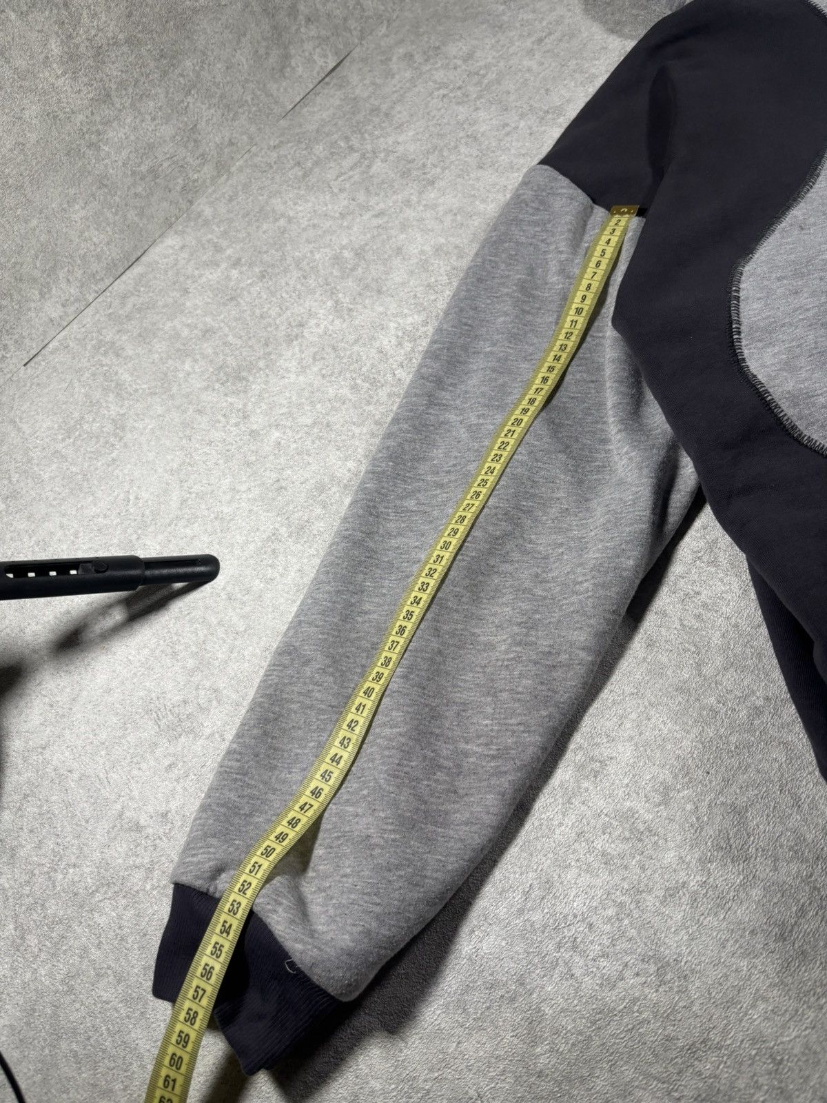 If Six Was Nine A COLD WALL type Avantgarde Curved Hoodie Fit Yeezy Gap Size US L / EU 52-54 / 3 - 11 Thumbnail